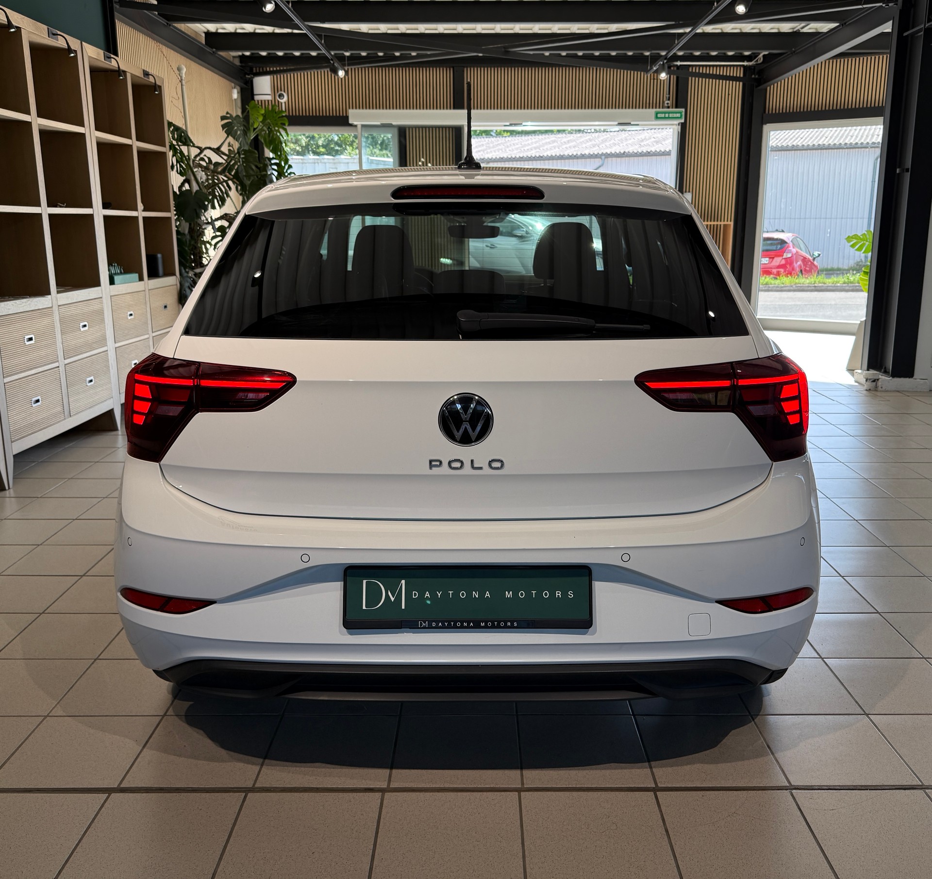 VW Polo 1.0 TSI Life DSG-showroom-element-3
