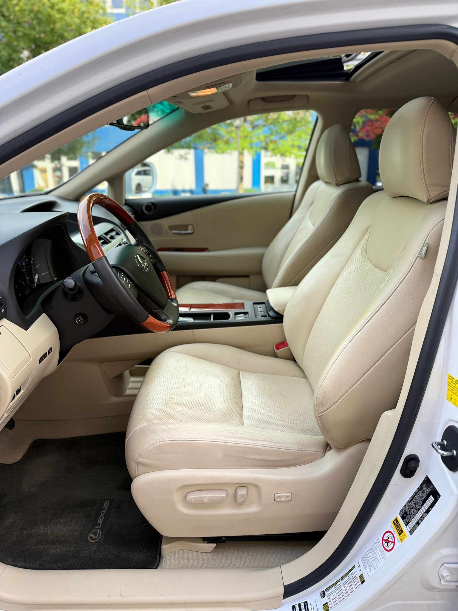LEXUS RX 350 Executive-image-7