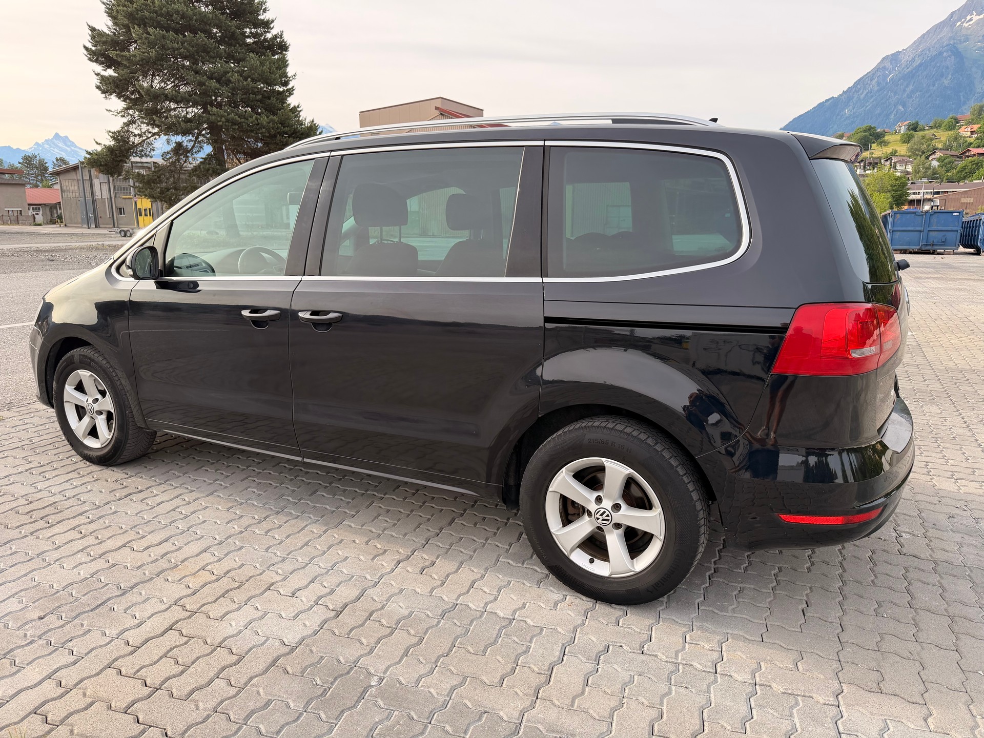 VW Sharan 2.0 TDI BlueMotion Technology Highline-showroom-element-2