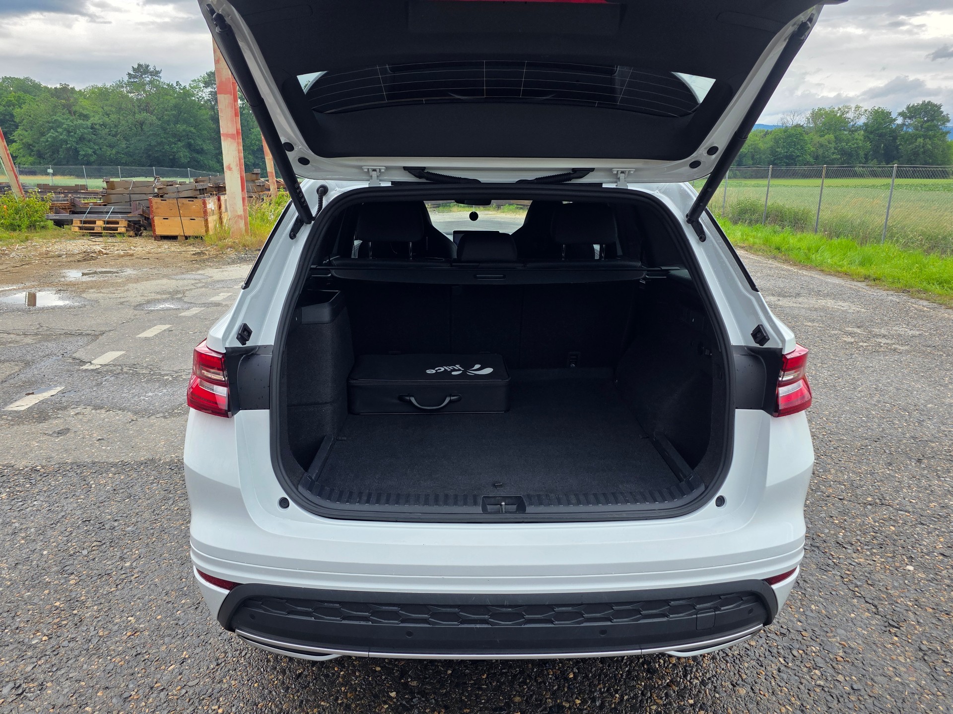 SKODA Kodiaq 1.5 TSI PHEV Sportline-image-12