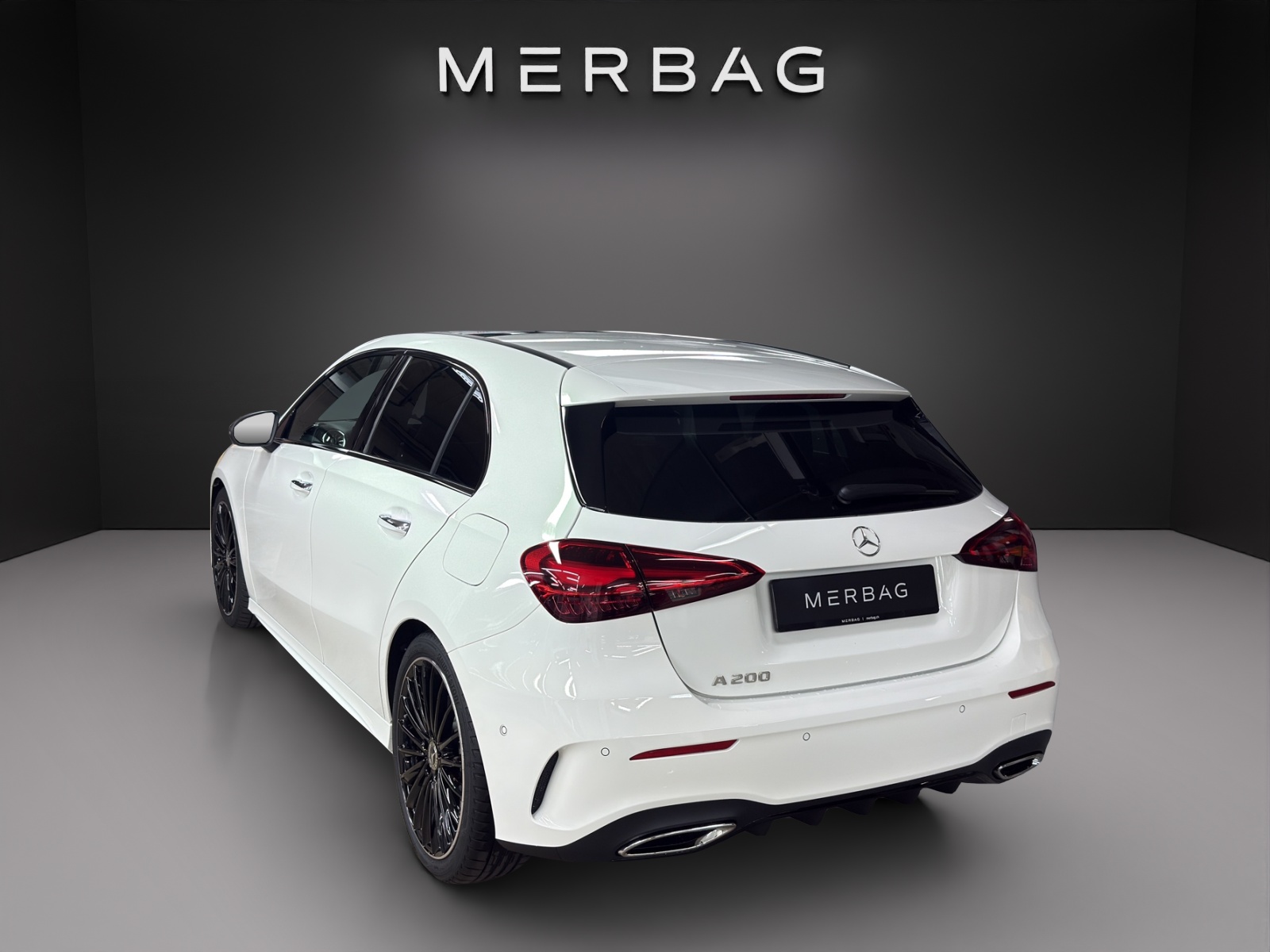 MERCEDES-BENZ A 200 Night Star 7G-DCT-image-2