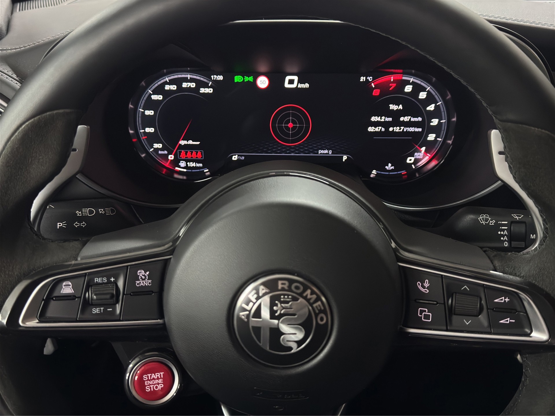 ALFA ROMEO Giulia 2.9 V6 Quadrifoglio-image-15