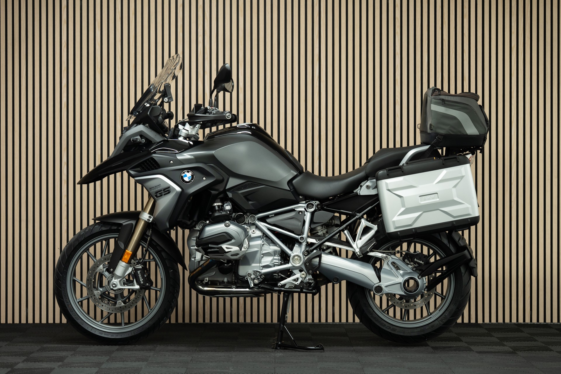 BMW R 1200 GS ABS-showroom-element-1