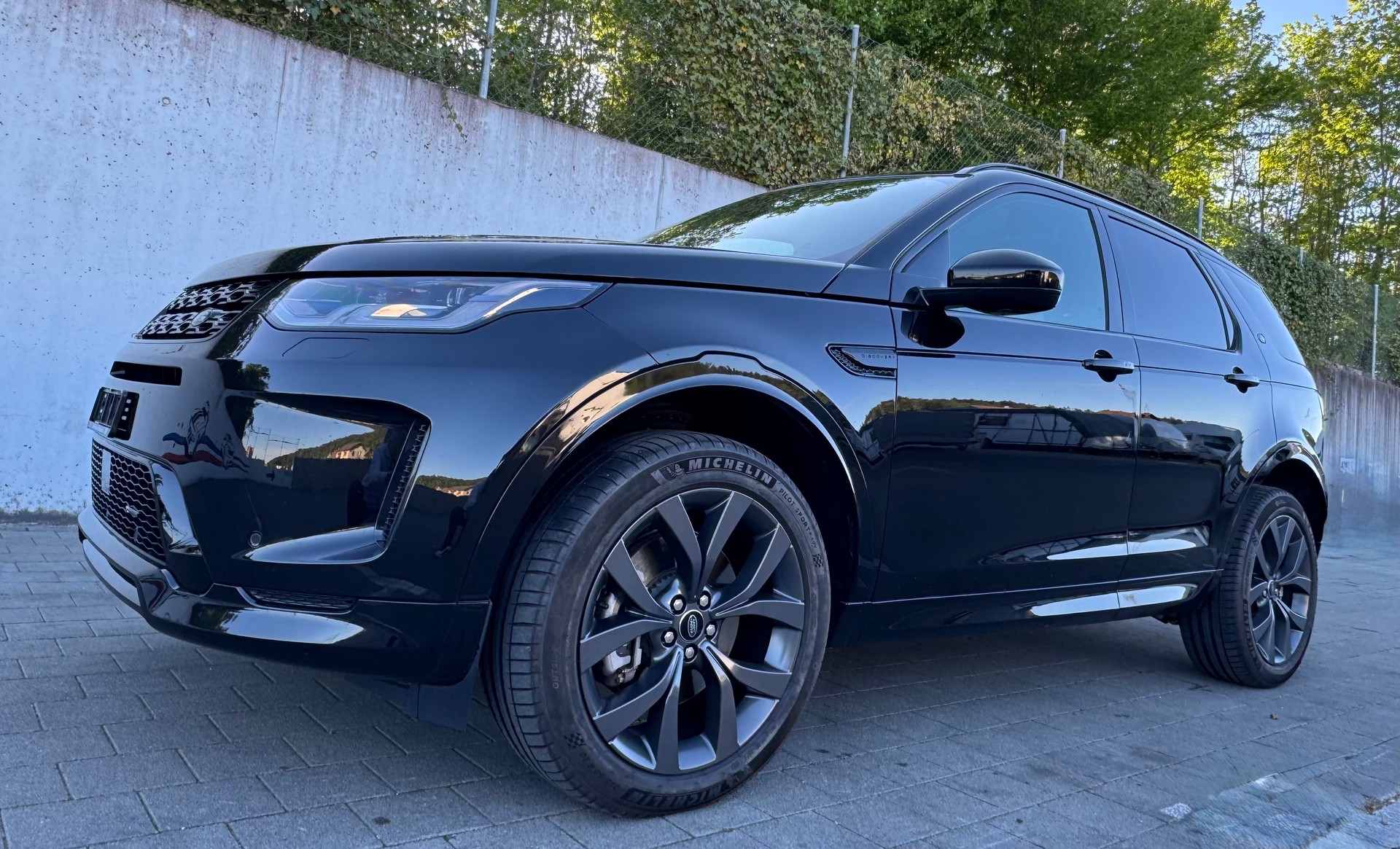 LAND ROVER 2.0 Si4 250 R-Dynamic SE