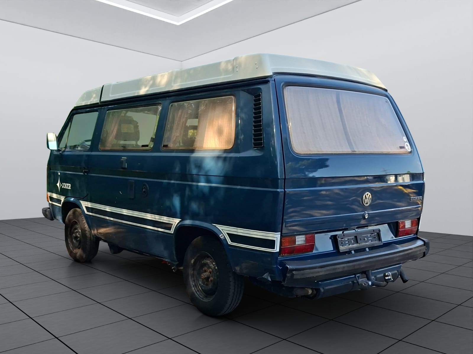 VW Joker-showroom-element-2