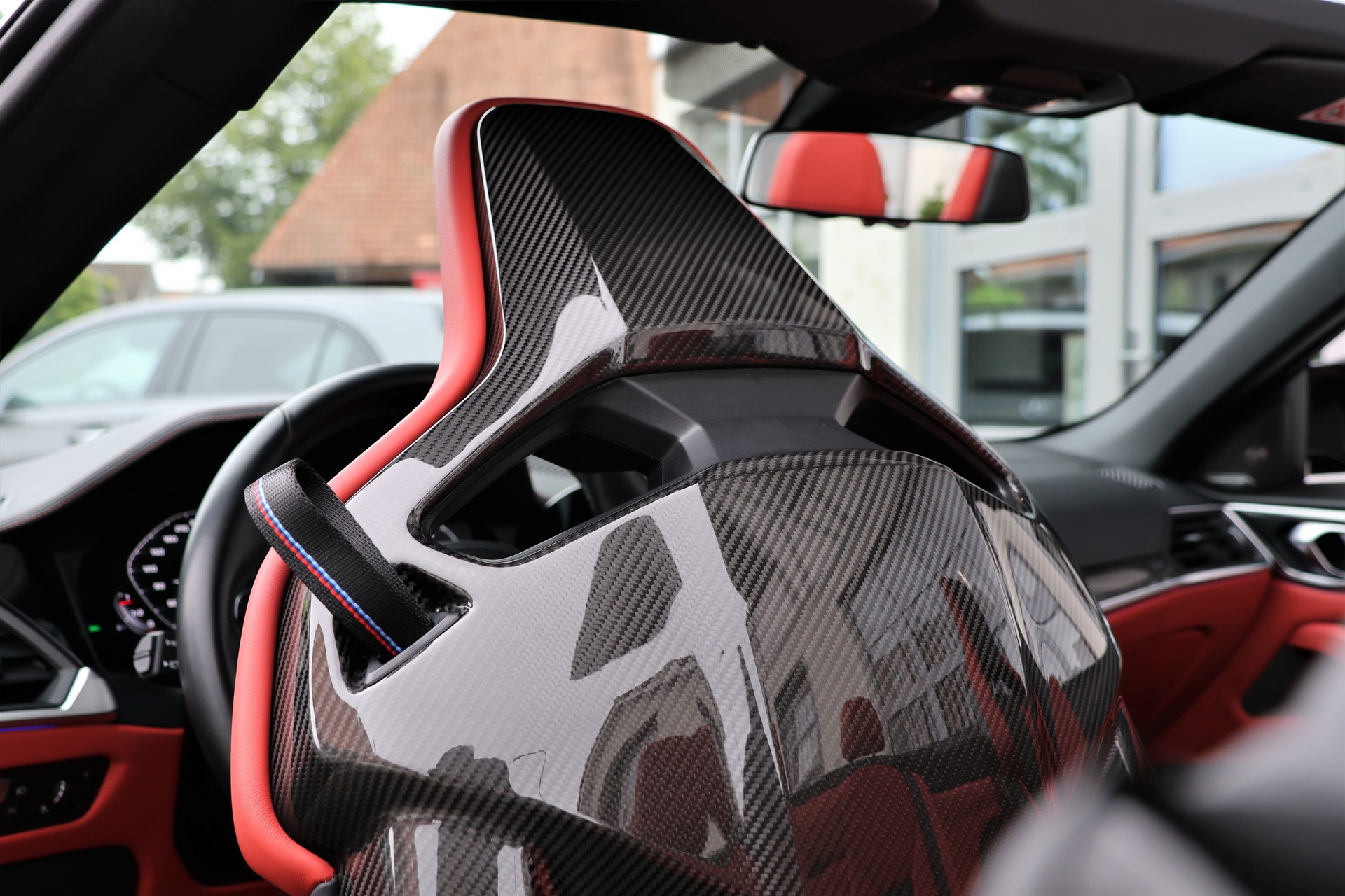 BMW M4 Cabrio Competition M xDrive (CH) *BRITISH RACING GREEN*-image-18