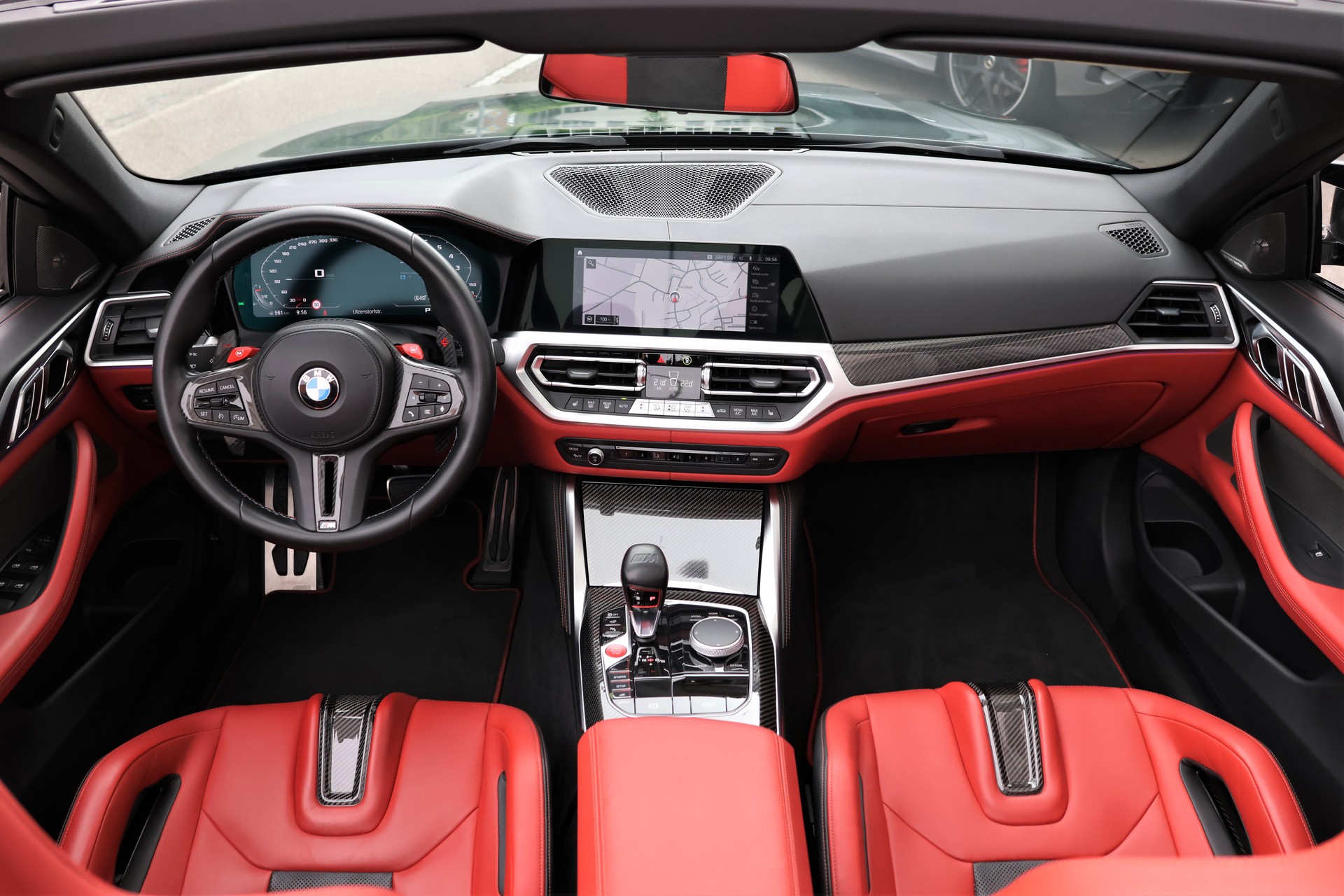 BMW M4 Cabrio Competition M xDrive (CH) *BRITISH RACING GREEN*-image-22