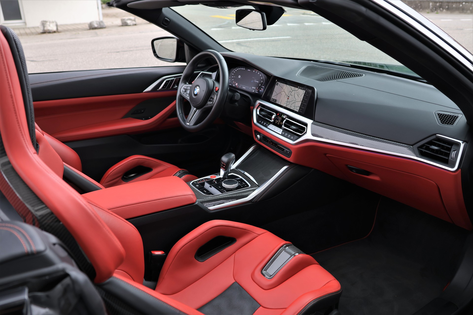 BMW M4 Cabrio Competition M xDrive (CH) *BRITISH RACING GREEN*-image-23