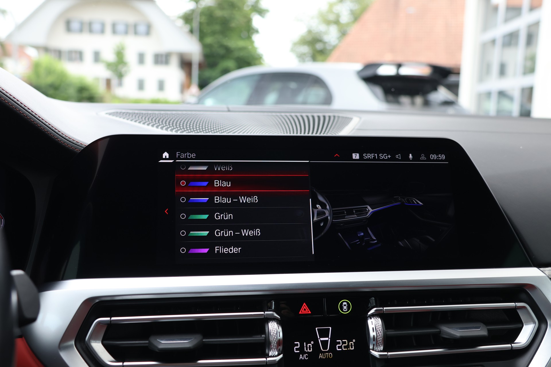 BMW M4 Cabrio Competition M xDrive (CH) *BRITISH RACING GREEN*-image-32