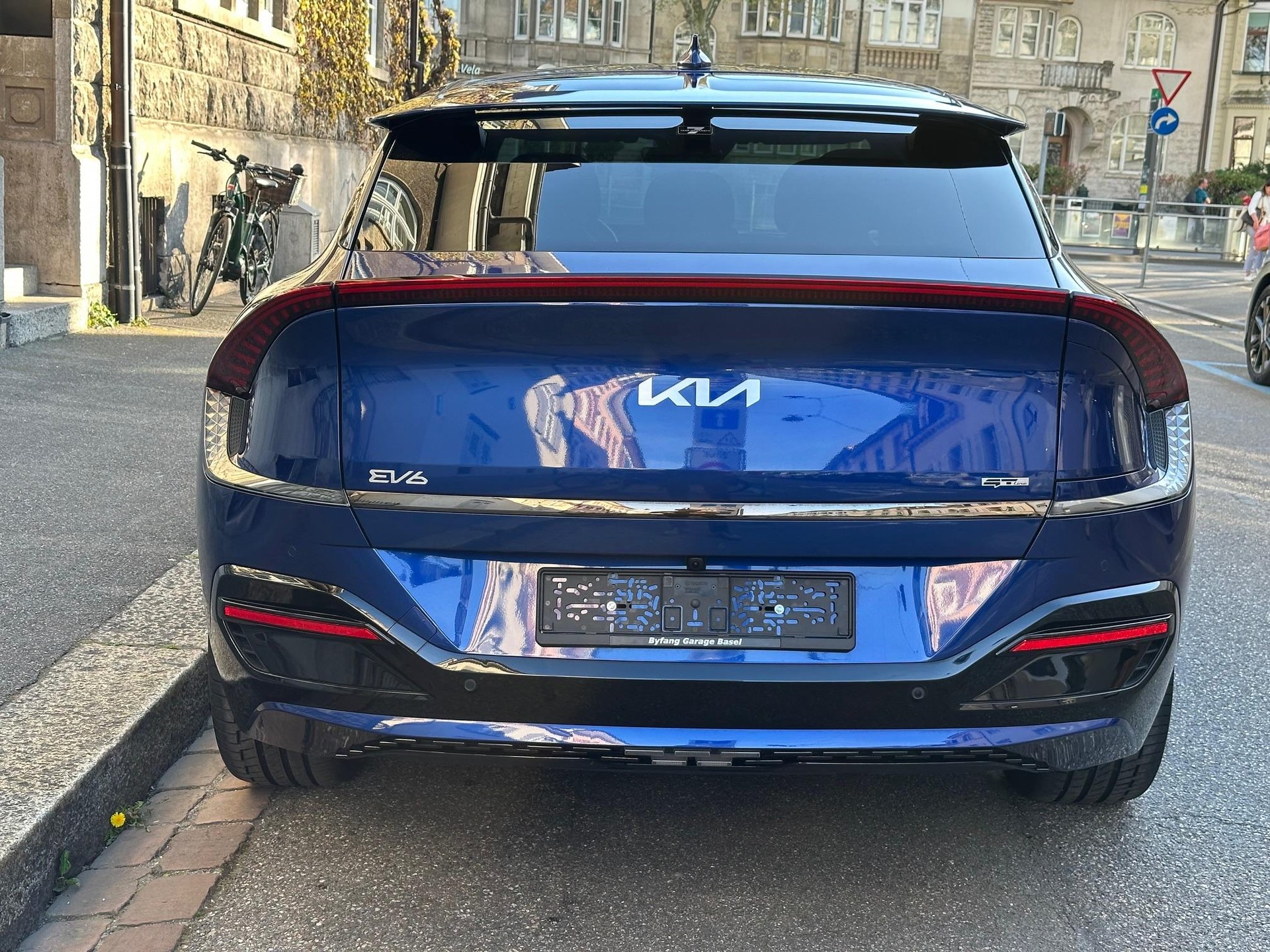 KIA EV6 77 kWh GT-Line 4x4-image-4