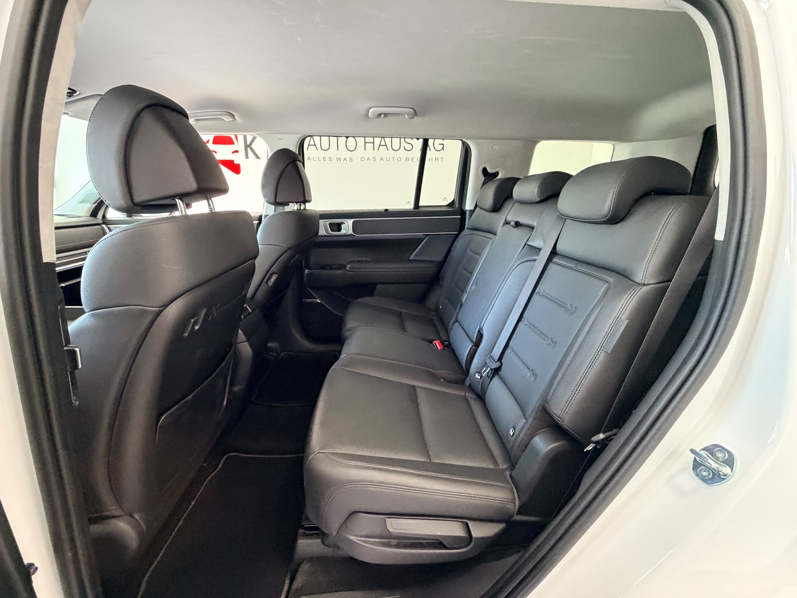 HYUNDAI Santa Fe 1.6 T-GDi HEV Vertex 4WD Automatic*CH-Fahrzeug*Werksgarantie bis 2030*-image-18