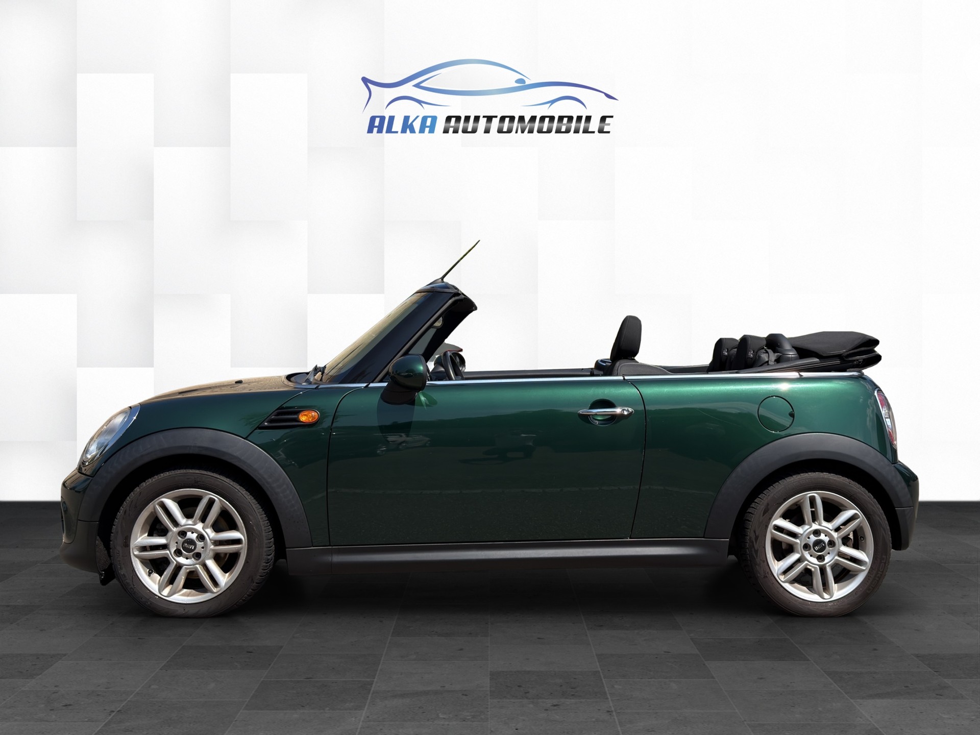 MINI CABRIO-image-3