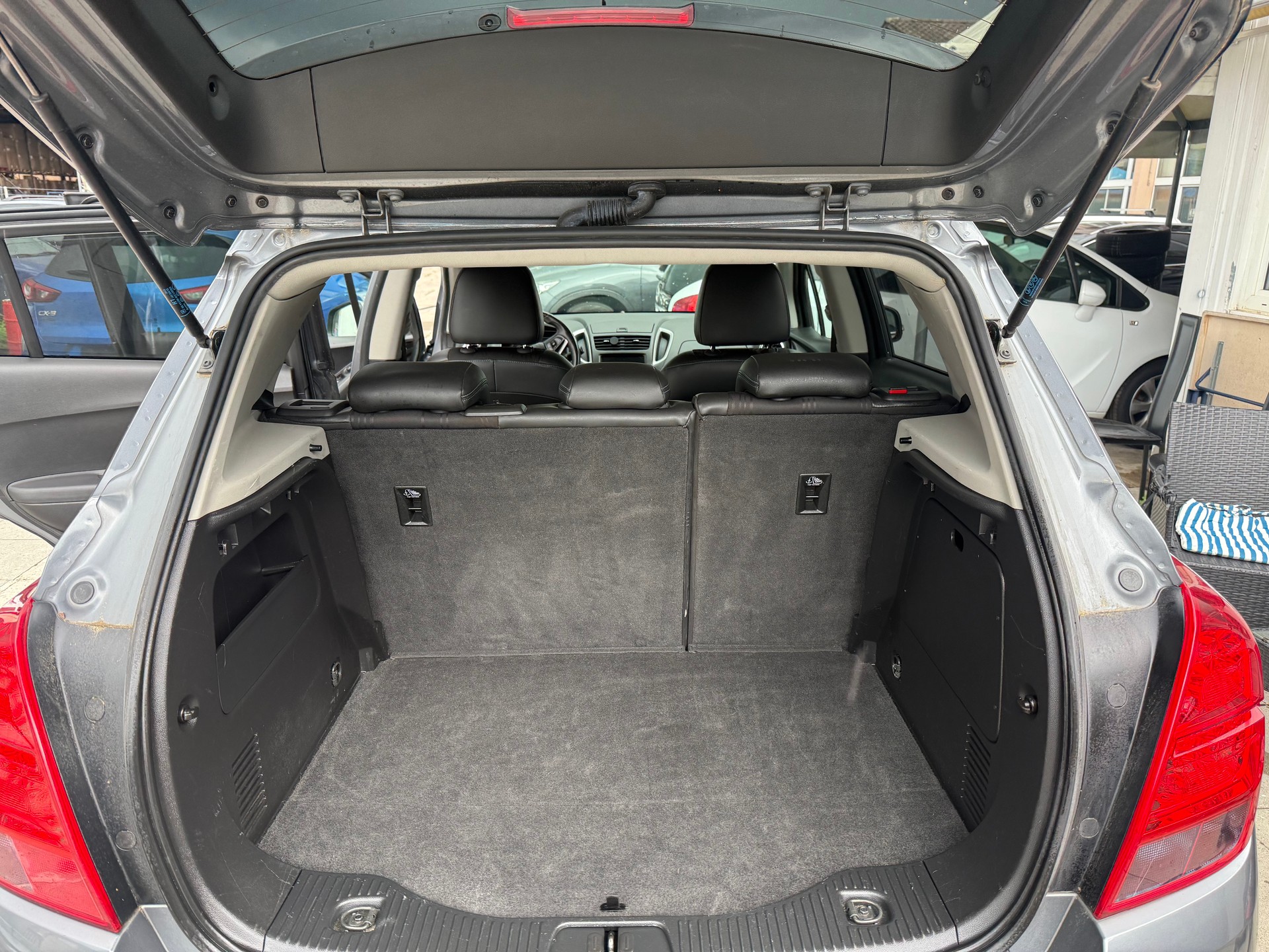 CHEVROLET Trax 1.7 VCDi LTZ 4WD-image-12