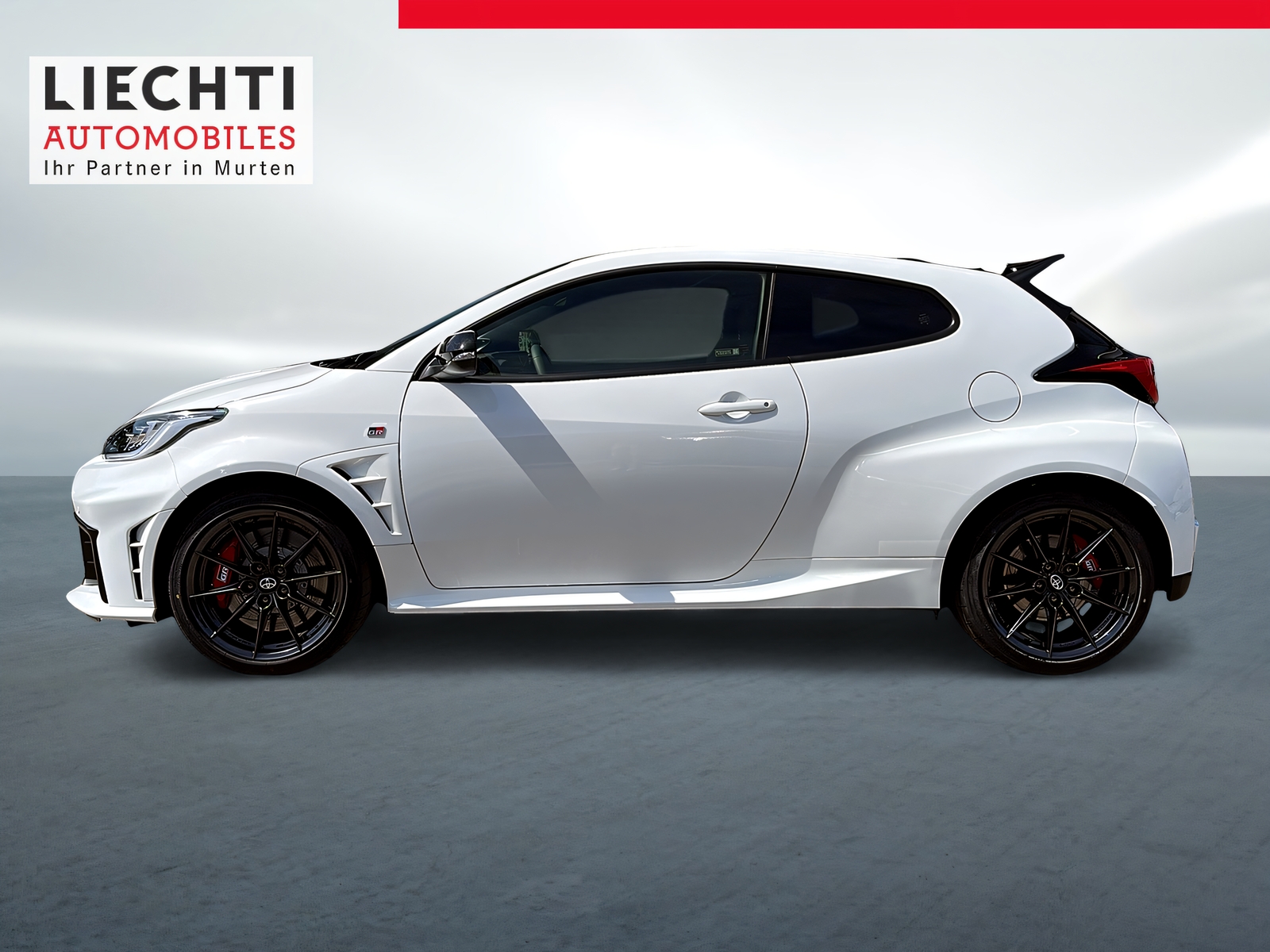 TOYOTA Yaris 1.6 GR Sport-showroom-element-1