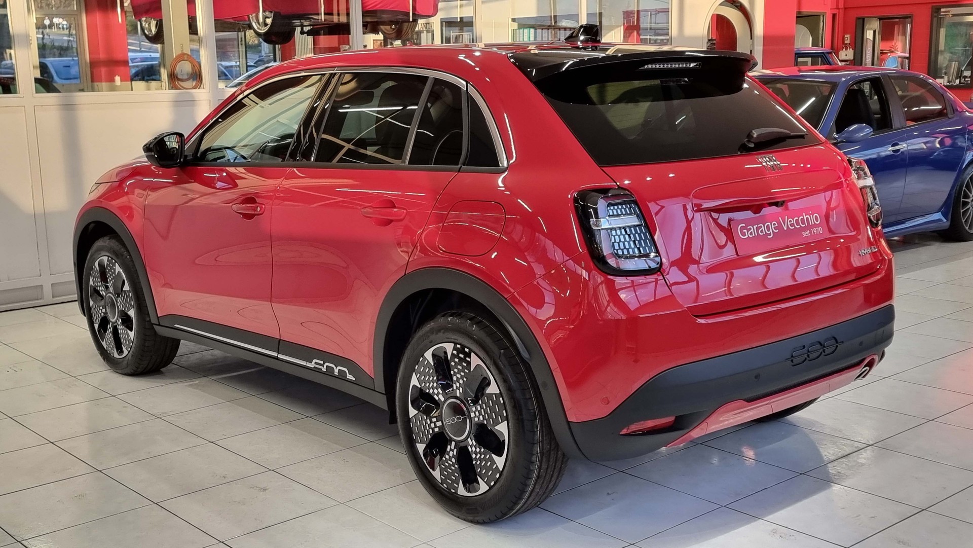 FIAT 600 1.2 Hybrid La Prima-showroom-element-3