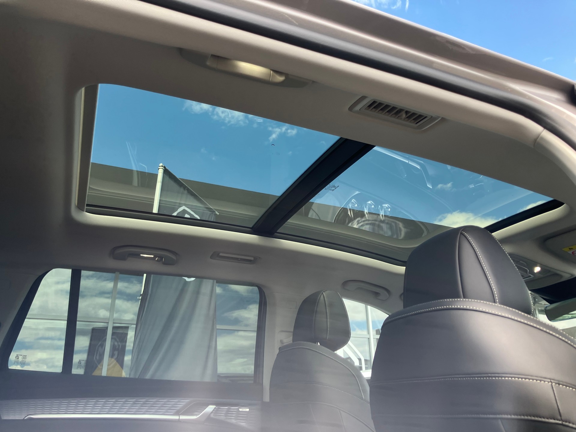 MG S9 1.5 T PHEV Premium-image-10