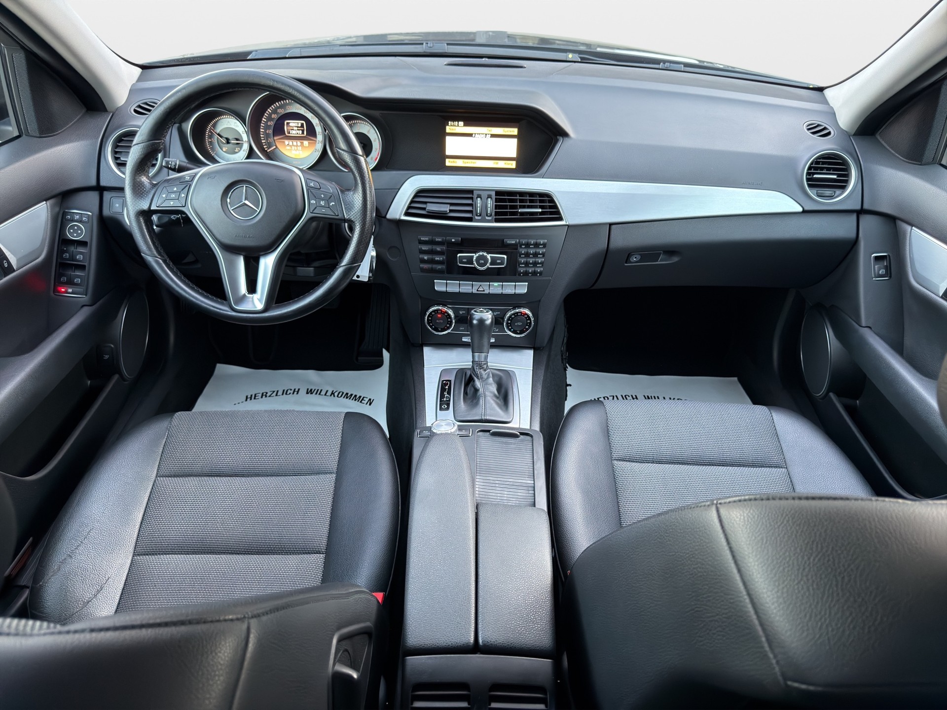 MERCEDES-BENZ C 250 Avantgarde 7G-Tronic Frisch ab MFK,1 Jahr oder 20000km Garantie auf Motor und Getriebe inkl.*-image-11