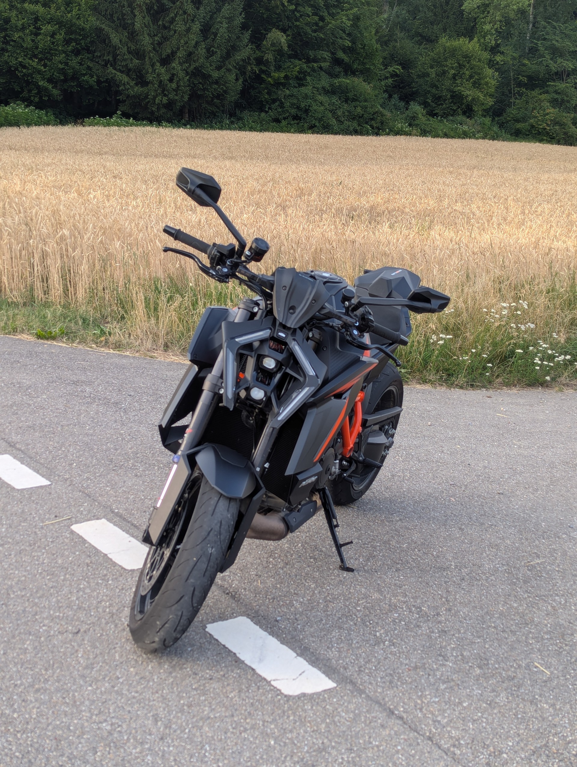 KTM 1390 Super Duke R EVO-image-1