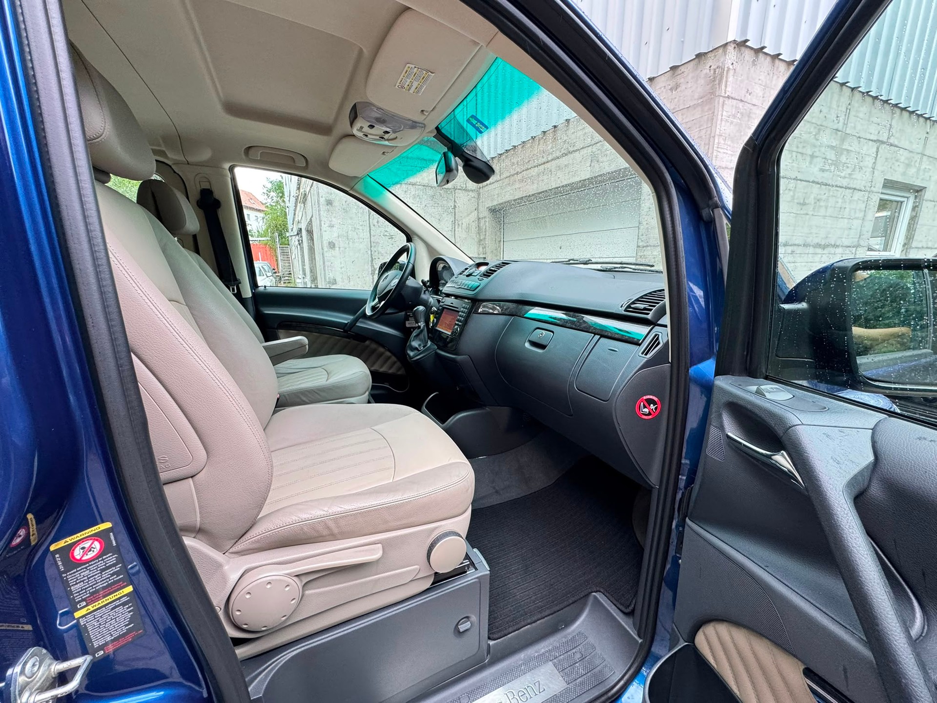 MERCEDES-BENZ Viano 3.0 CDI Blue Efficiency Ambiente A-image-21