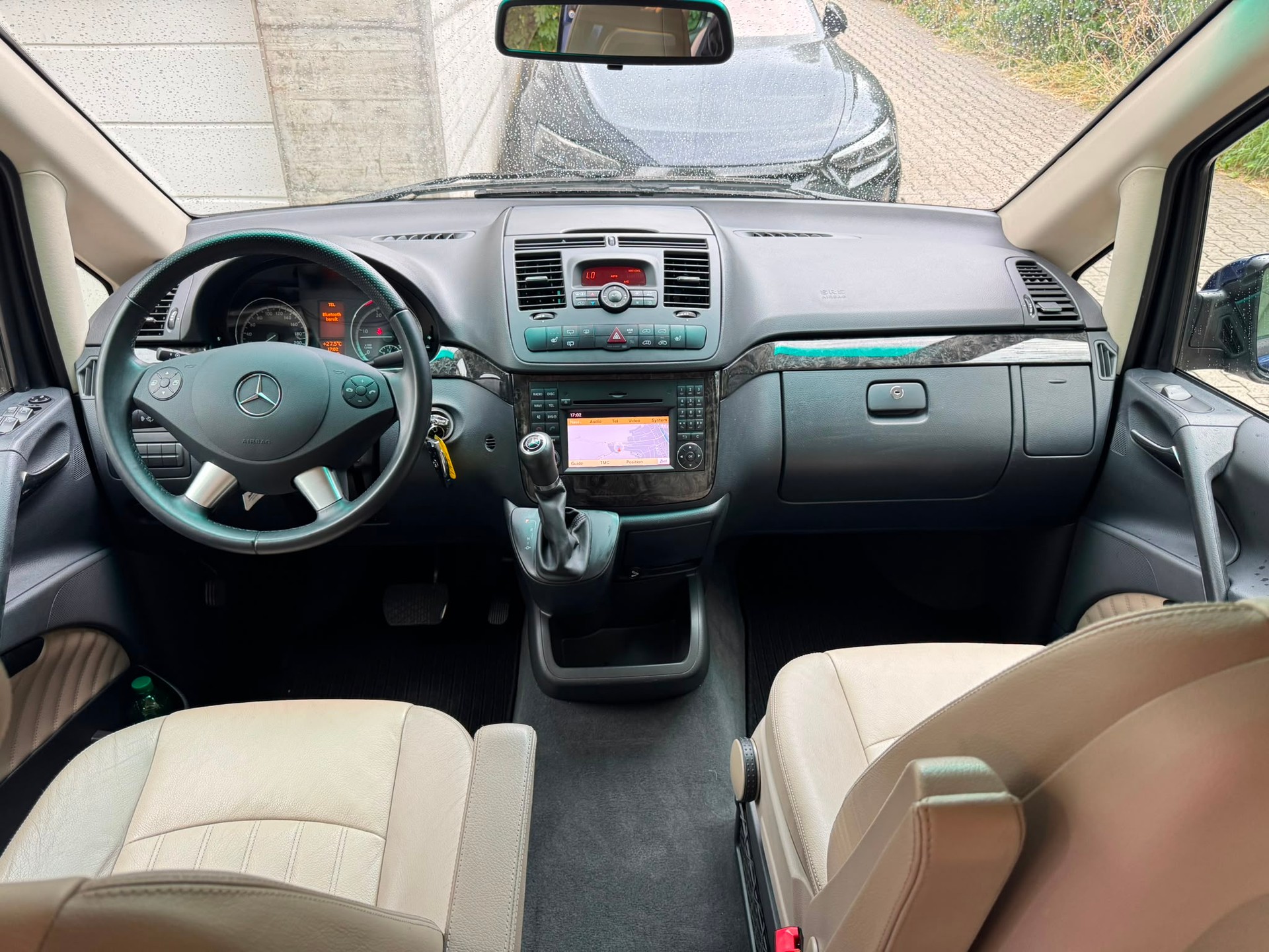 MERCEDES-BENZ Viano 3.0 CDI Blue Efficiency Ambiente A-image-23
