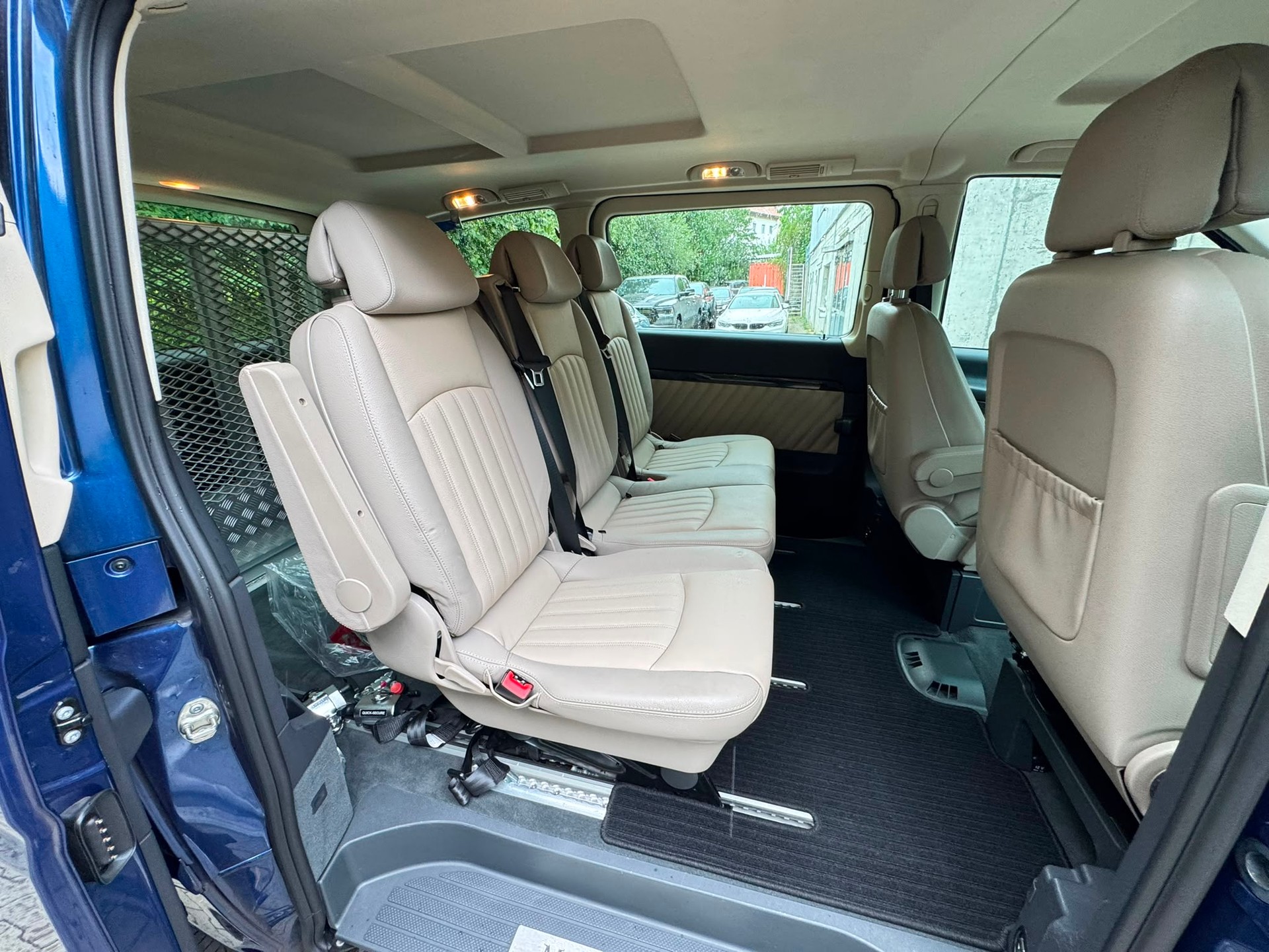 MERCEDES-BENZ Viano 3.0 CDI Blue Efficiency Ambiente A-image-20