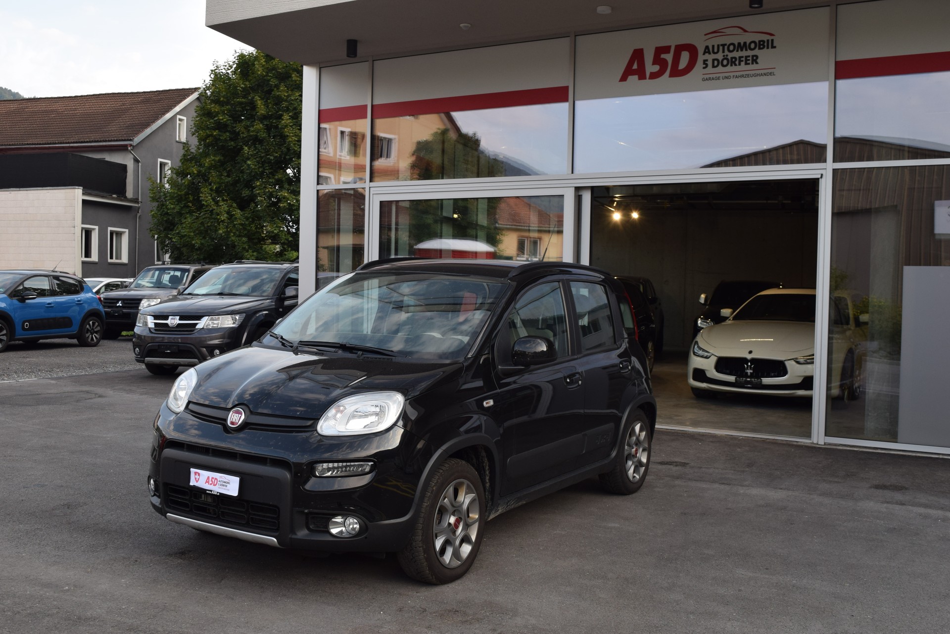 FIAT Panda 1.3 MJ Climbing 4x4-showroom-element-1