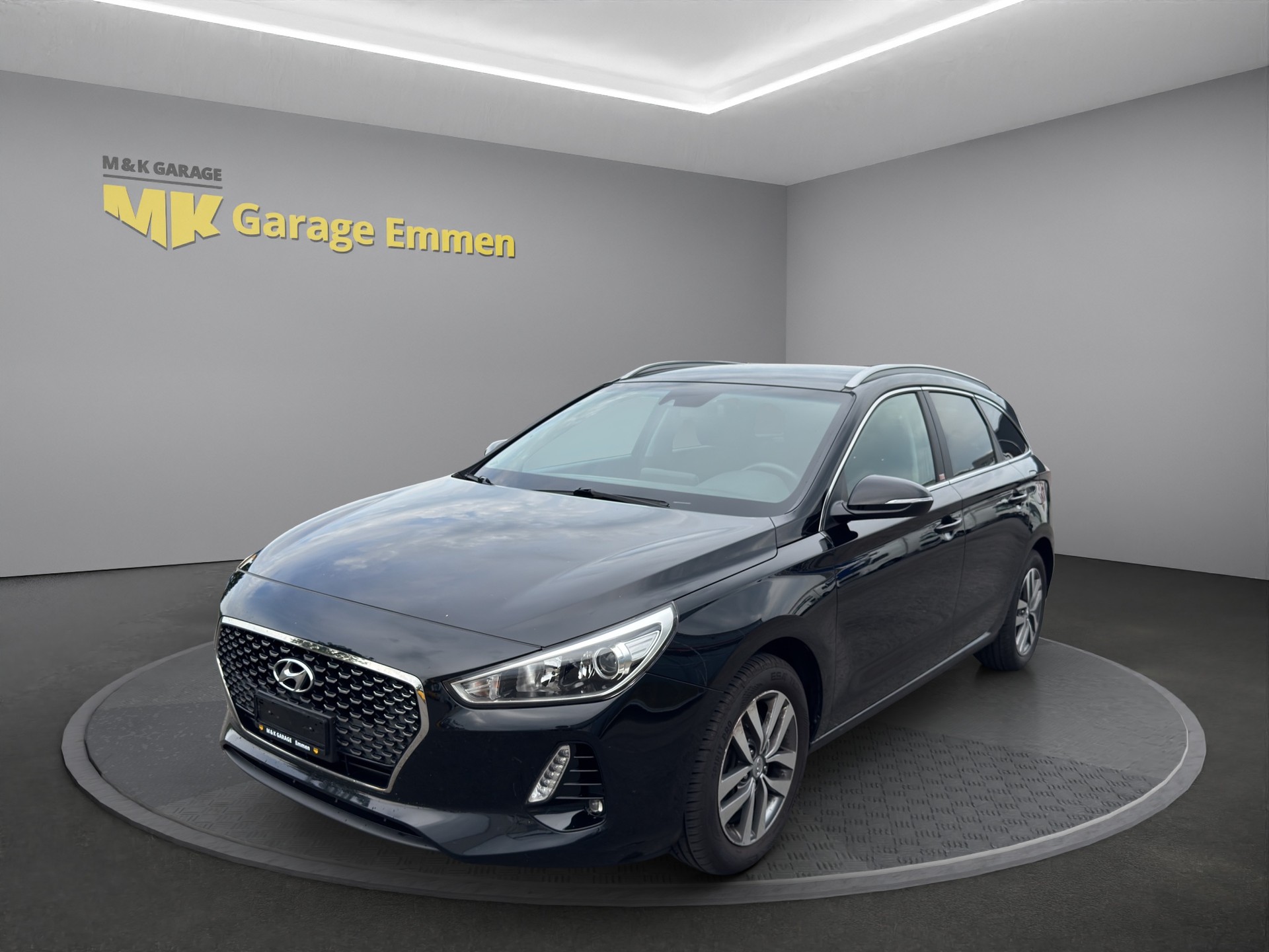 HYUNDAI i30 Wagon 1.6 CRDi Amplia DCT