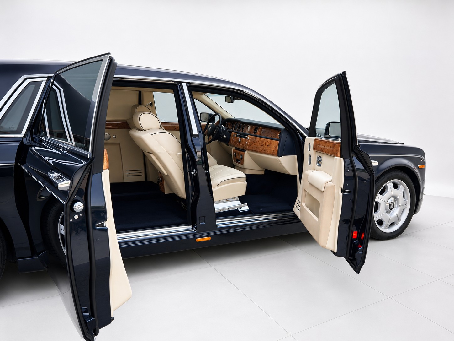 ROLLS-ROYCE Phantom 6.7 V12-image-26