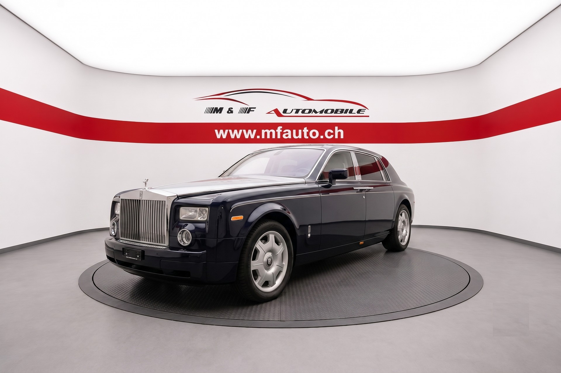 ROLLS-ROYCE Phantom 6.7 V12