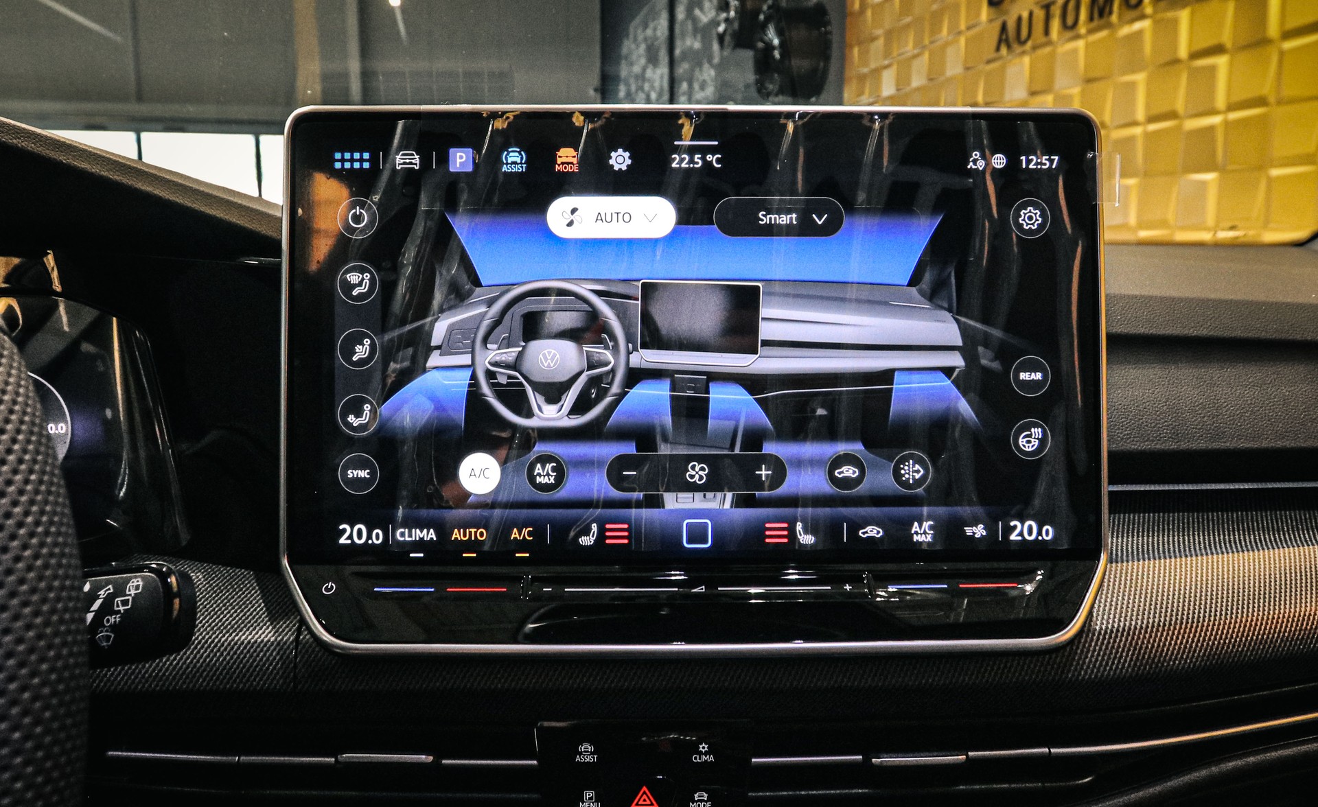 VW Golf R 8.5 TSI DSG 4 Motion (NEW CAR)-image-21