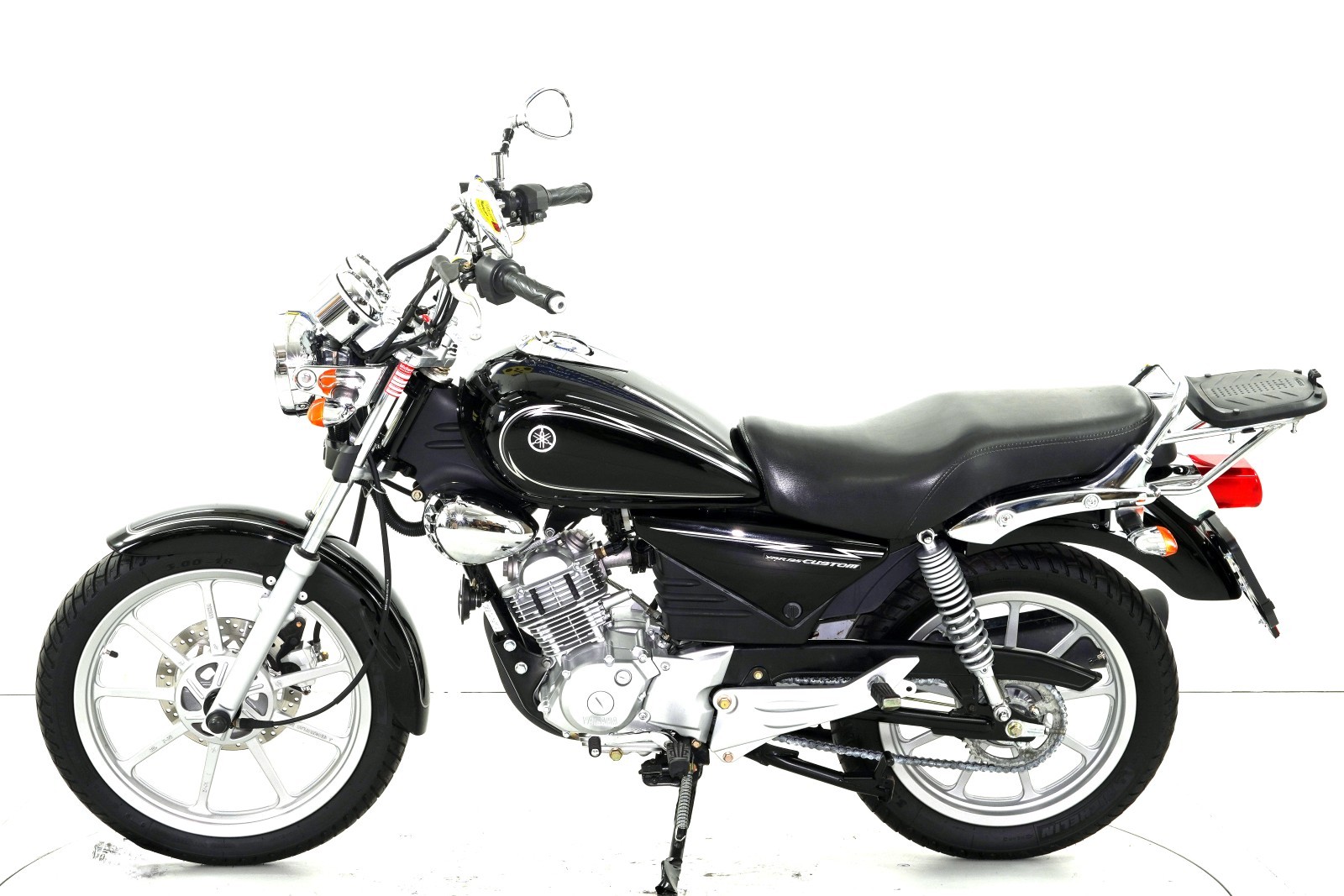 YAMAHA YB 125 ABS-image-4