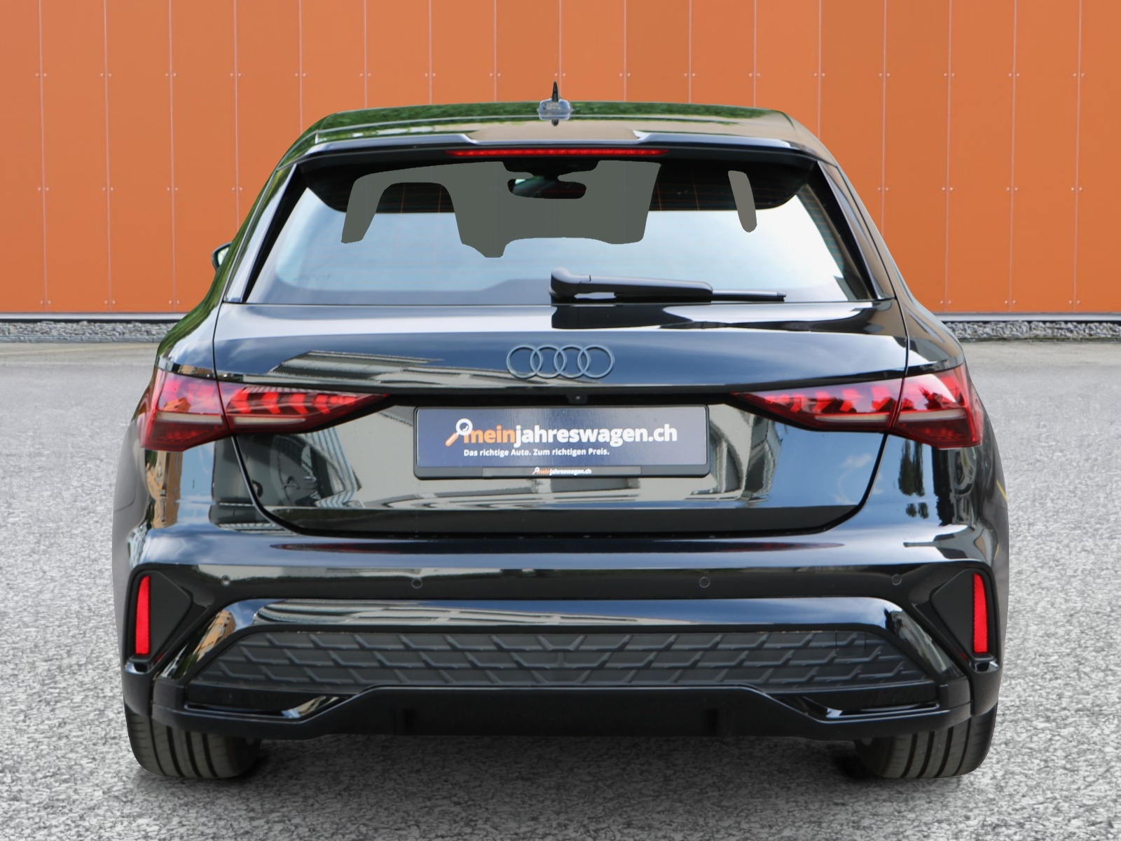 AUDI A3 Sportback TFSI 110 kW S line S tronic-image-4