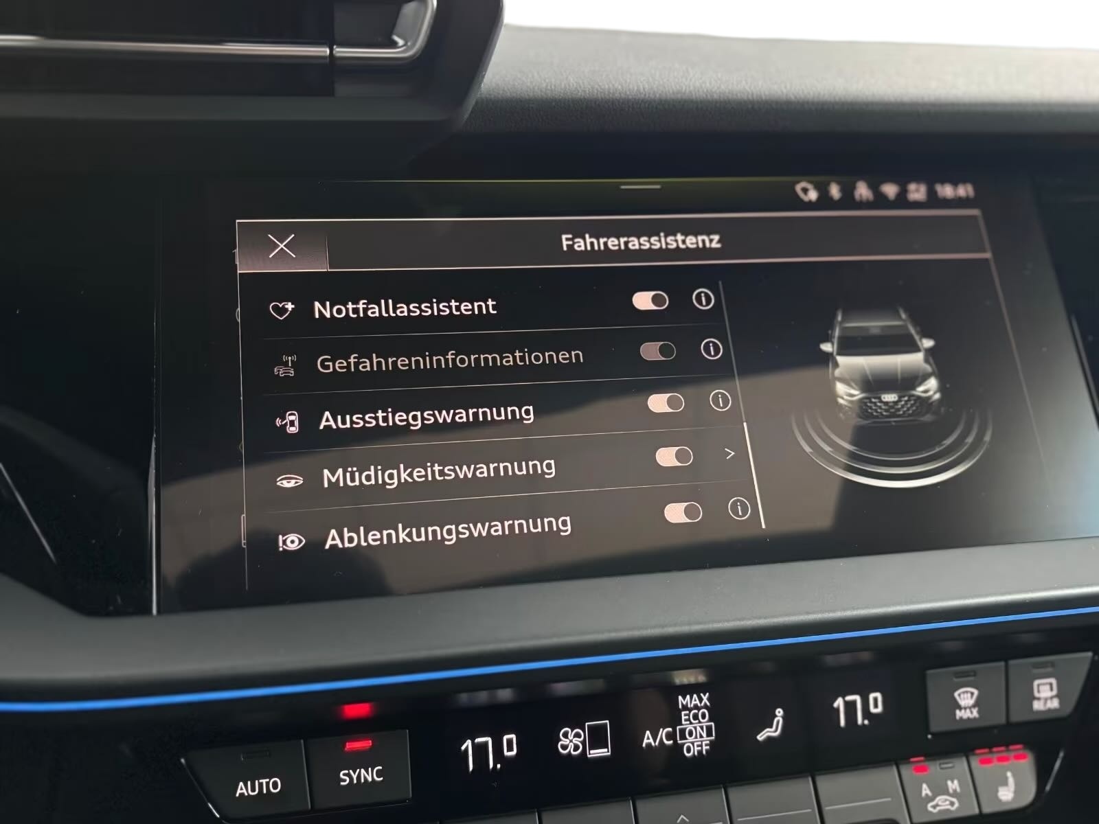 AUDI A3 Sportback TFSI 110 kW S line S tronic-image-30