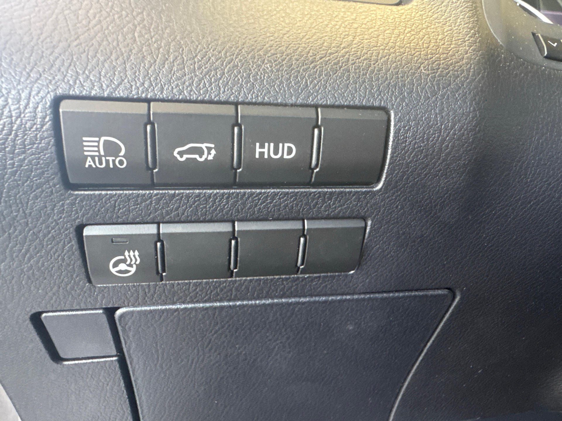 LEXUS RX 450h X-image-17