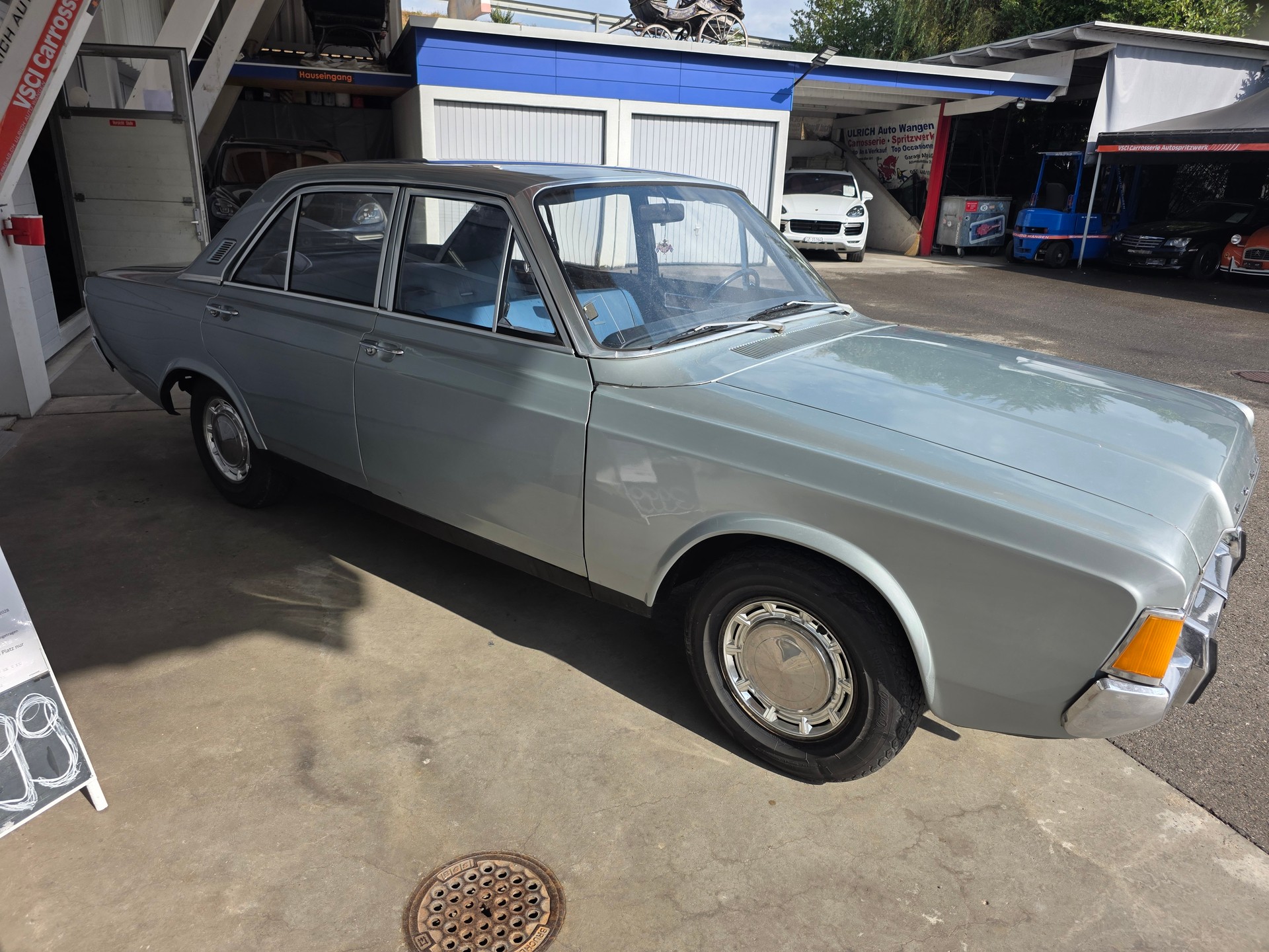 FORD 20 m S Automatic-image-1