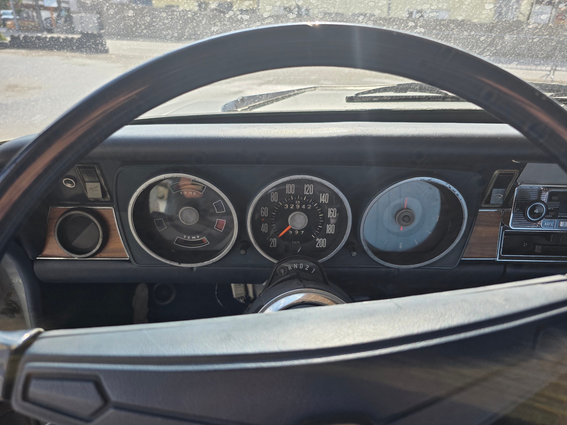 FORD 20 m S Automatic-image-11