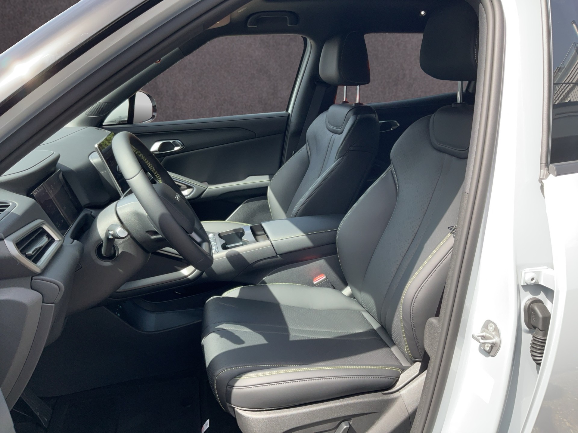 BYD Atto 2 DM-i Boost-image-10