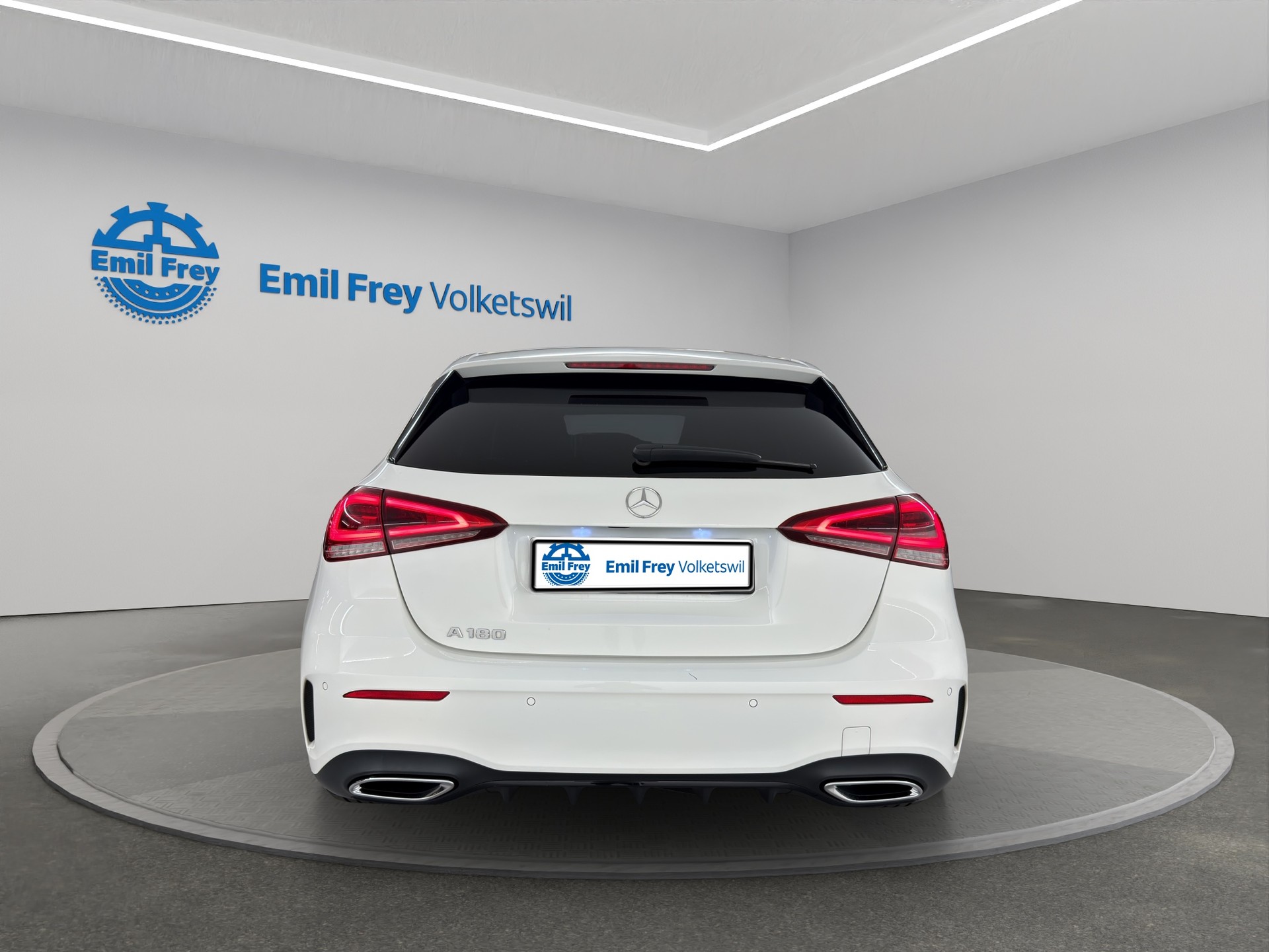 MERCEDES-BENZ A 180 Night Star AMG Line-image-5