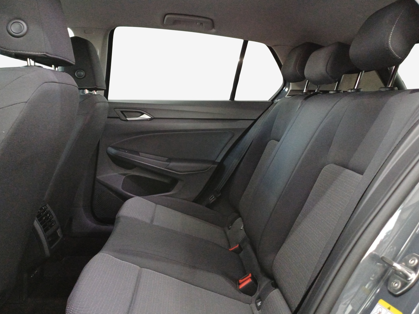 VW Golf 1.5 e TSI mHEV Value DSG-image-11