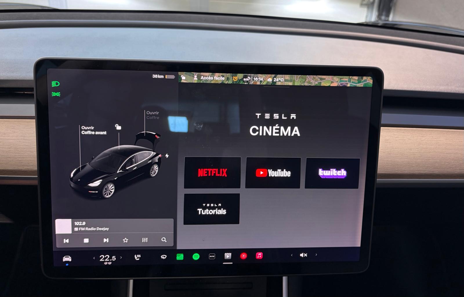 TESLA Model 3 Long Range Dual Motor AWD-image-23
