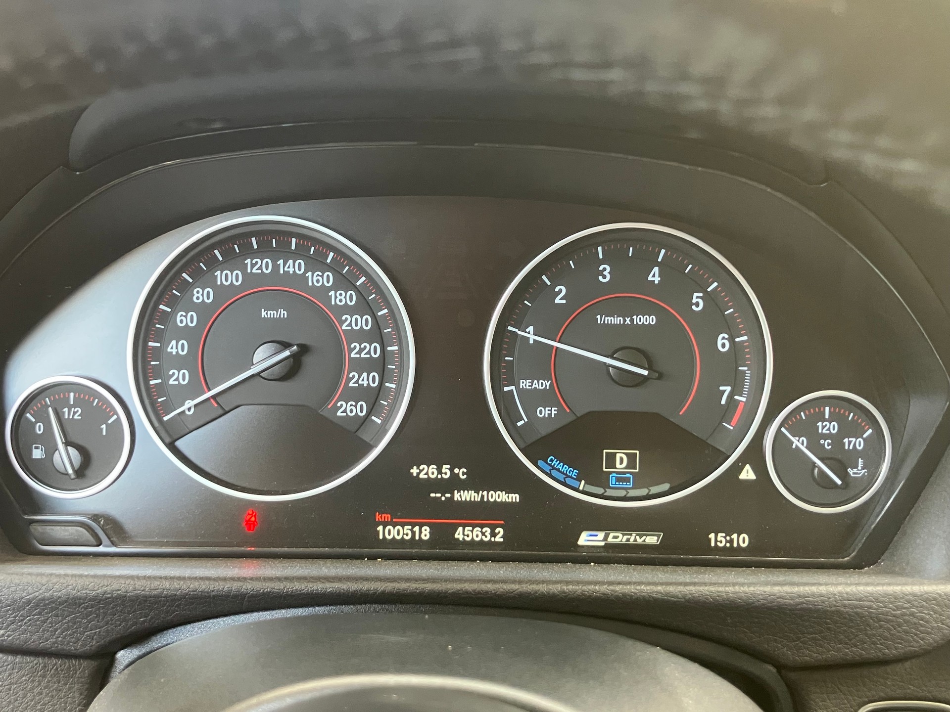 BMW 330e iPerformance M Sport Steptronic-image-10