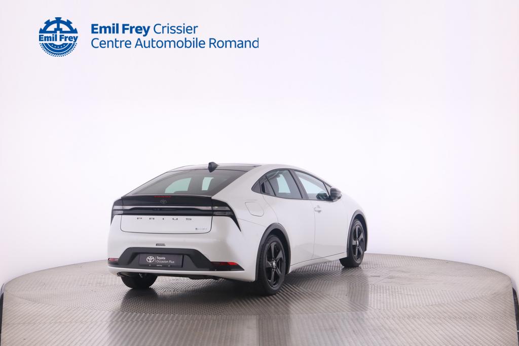 TOYOTA Prius 2.0 Plug-In-Hybrid Premium-showroom-element-2