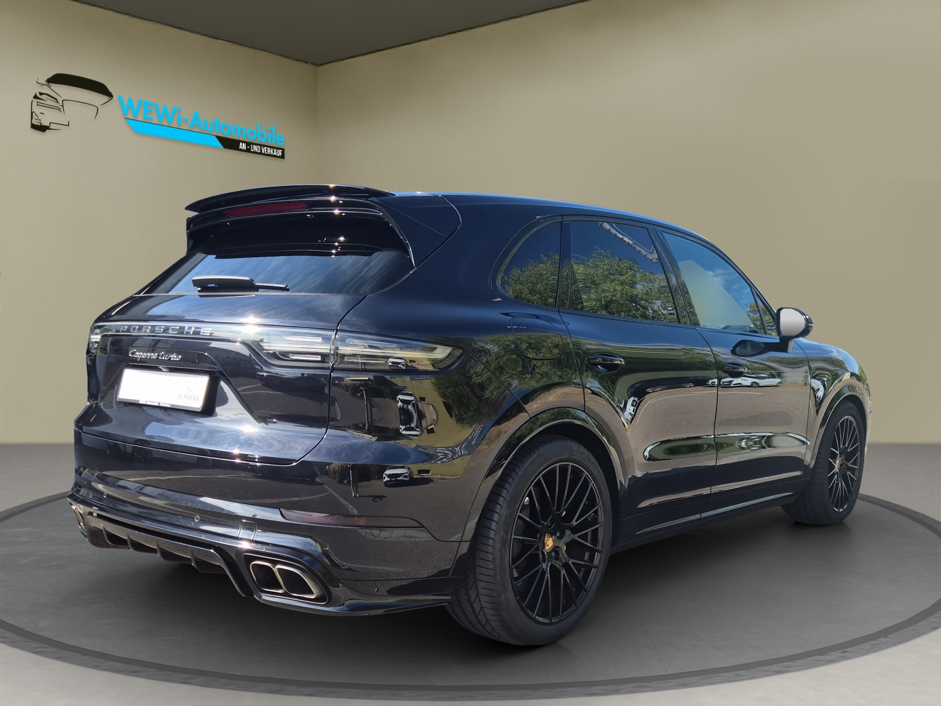 PORSCHE Cayenne Turbo-image-4