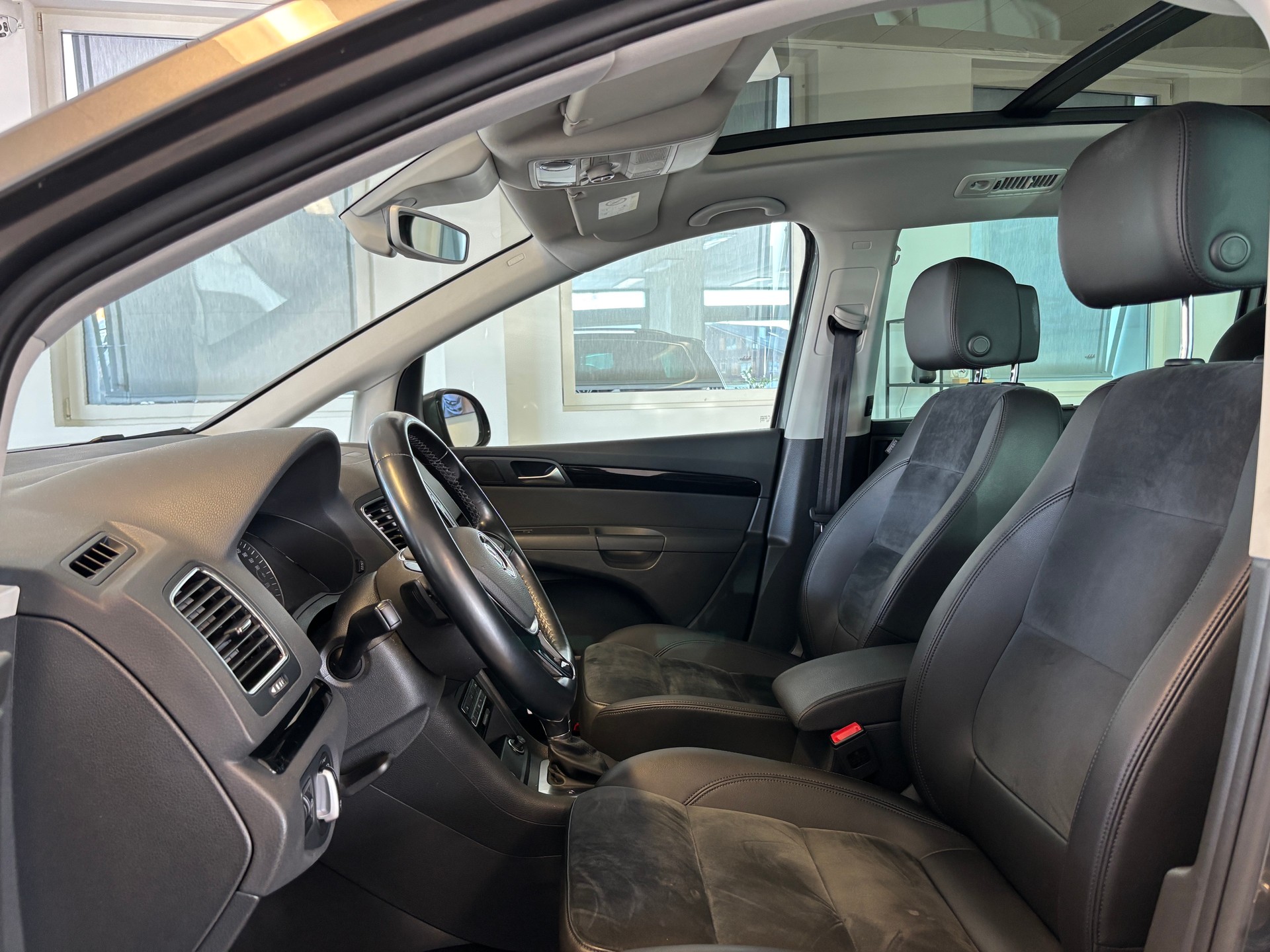 VW Sharan 2.0 TDI BMT Highline DSG-image-6