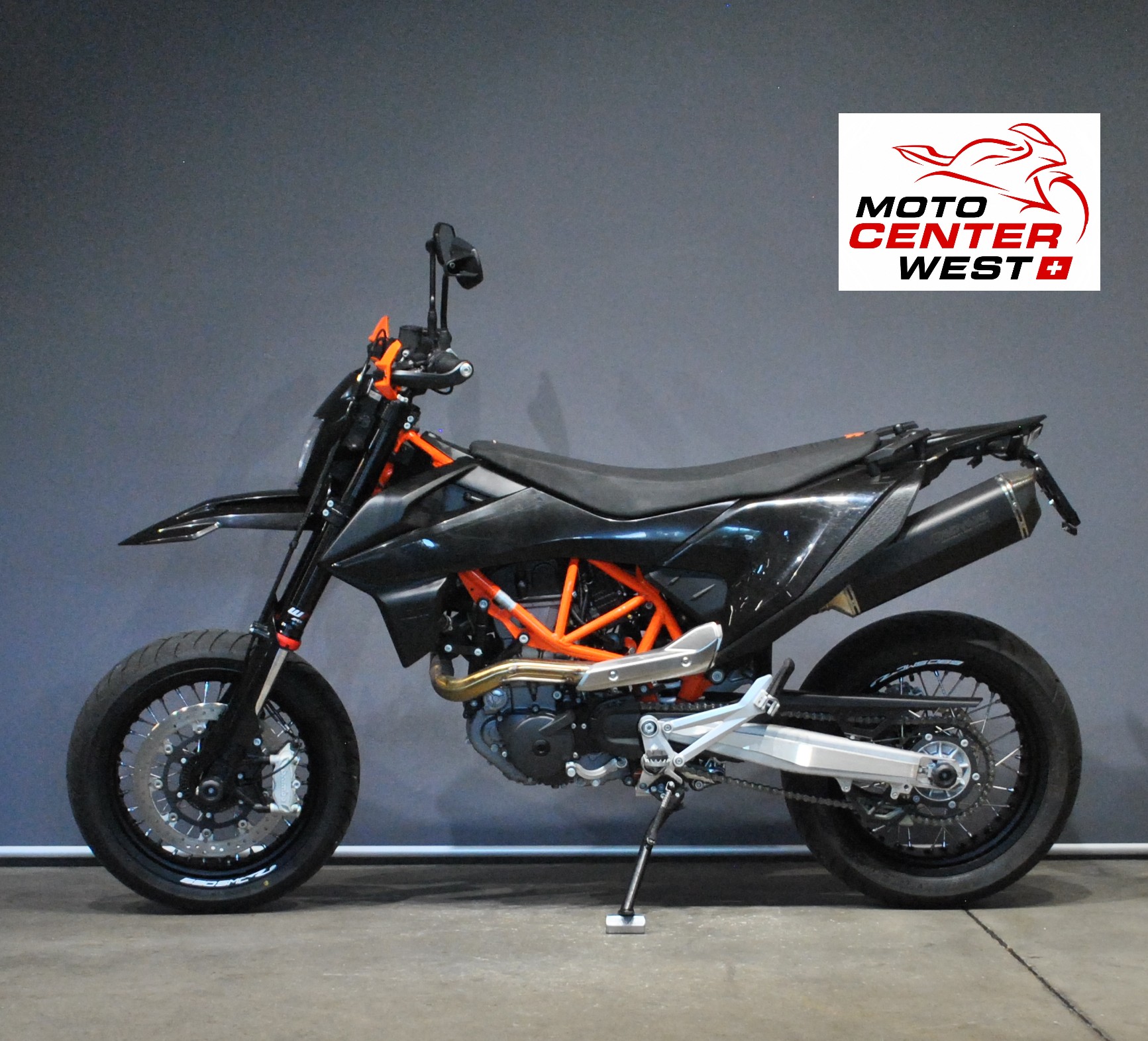 KTM 690 SMC R ABS (35 kW)-image-2