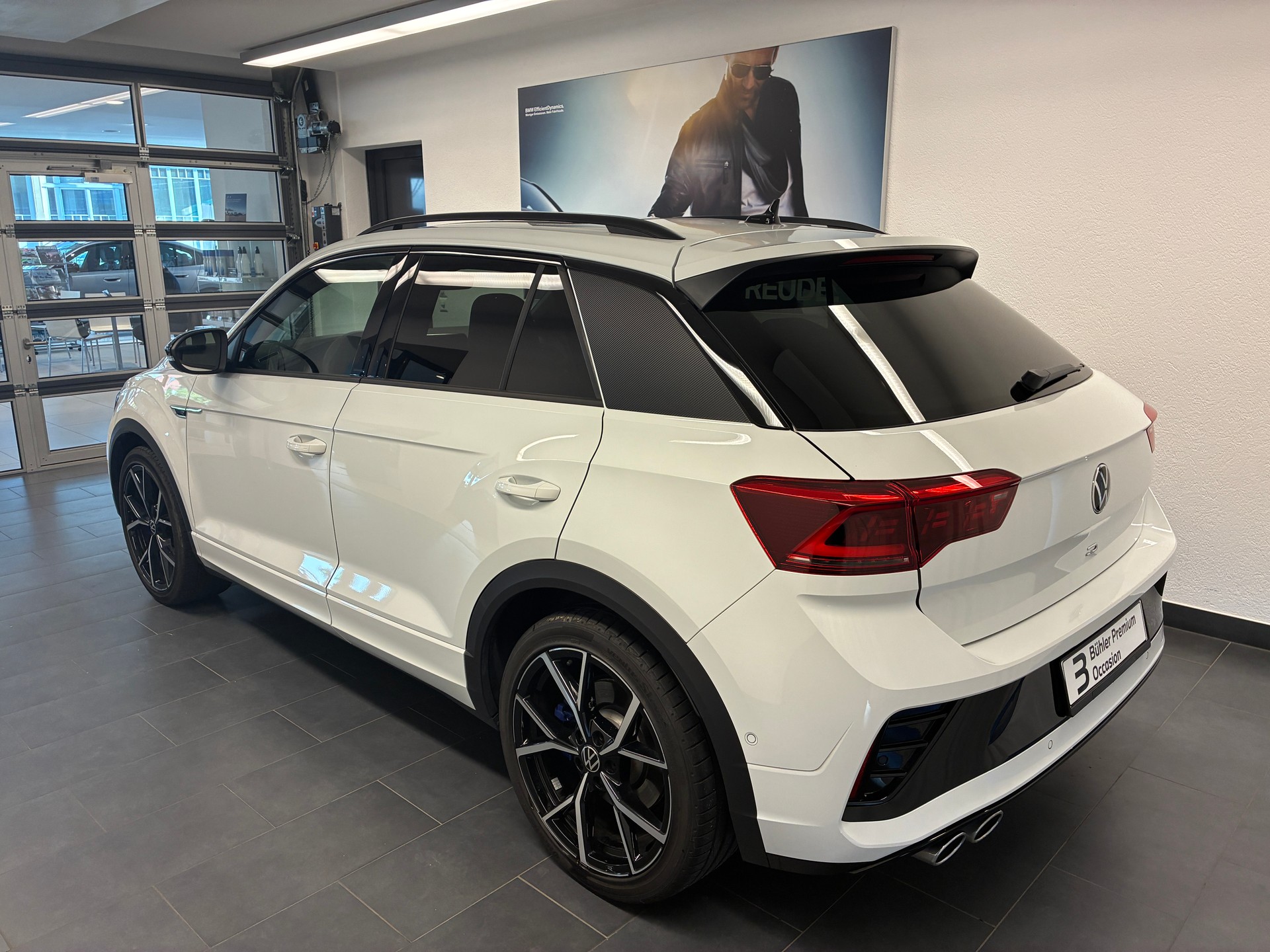 VW T-Roc 2.0 TSI R DSG 4motion-showroom-element-3