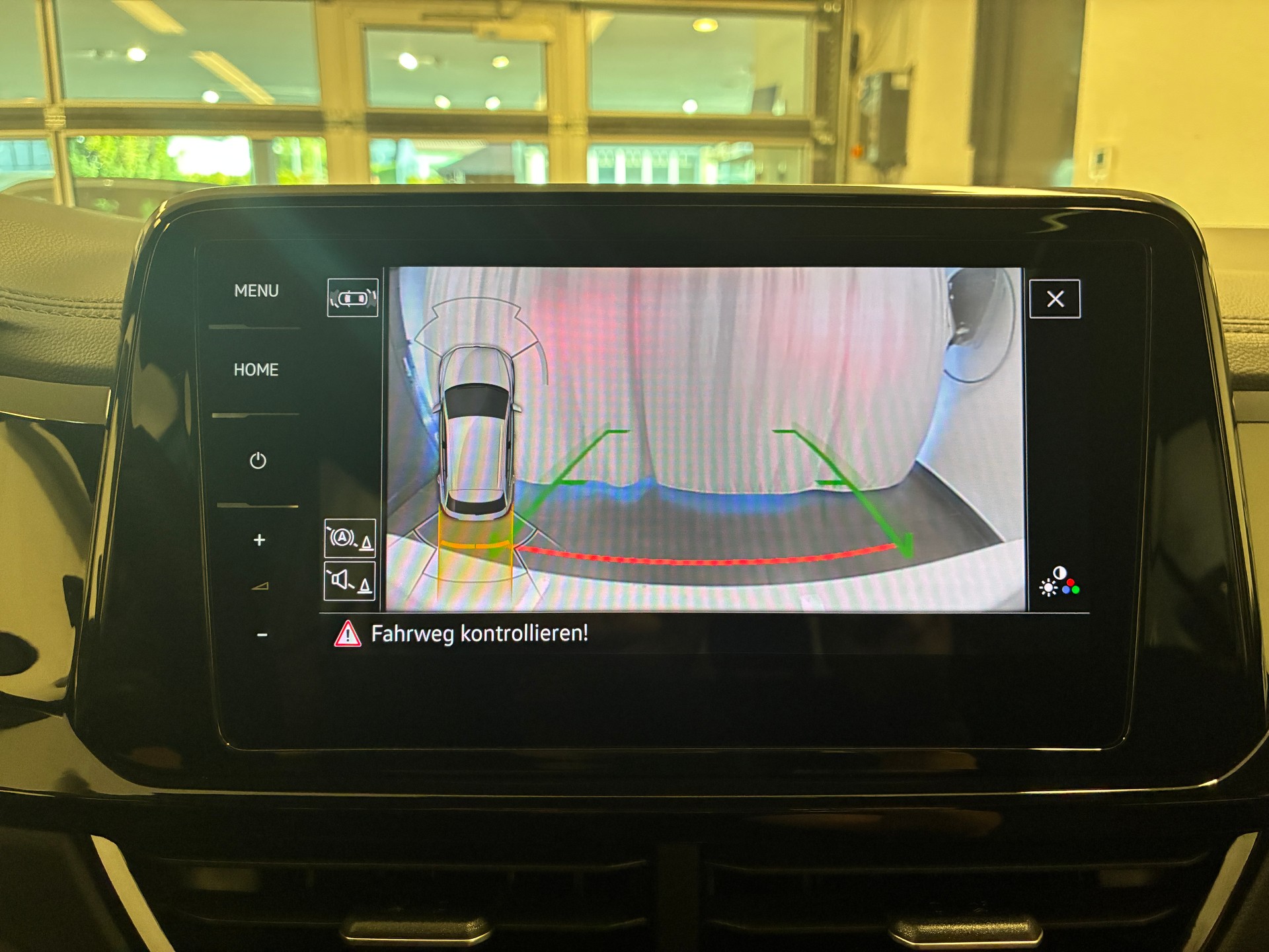VW T-Roc 2.0 TSI R DSG 4motion-image-8