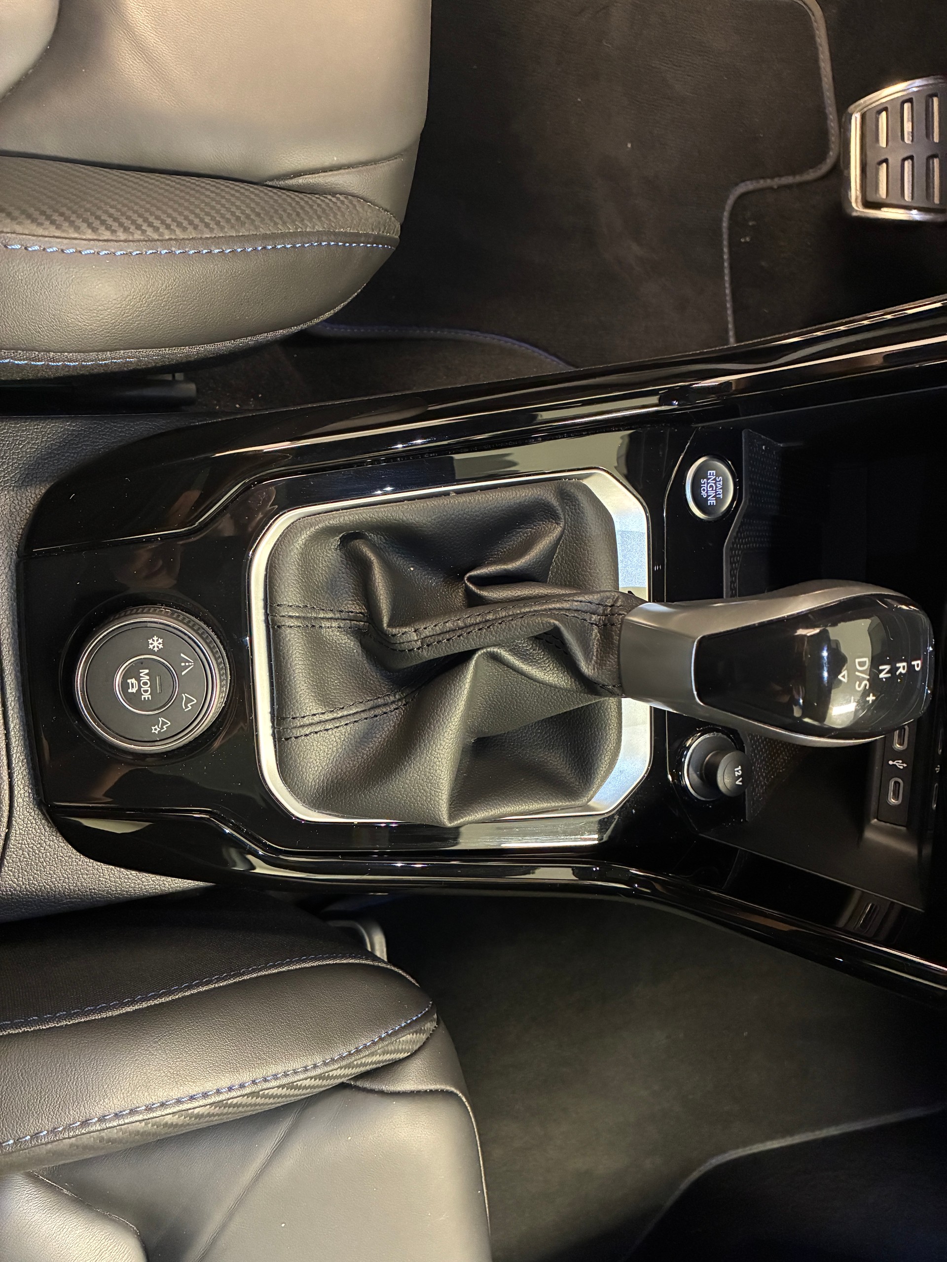 VW T-Roc 2.0 TSI R DSG 4motion-image-10