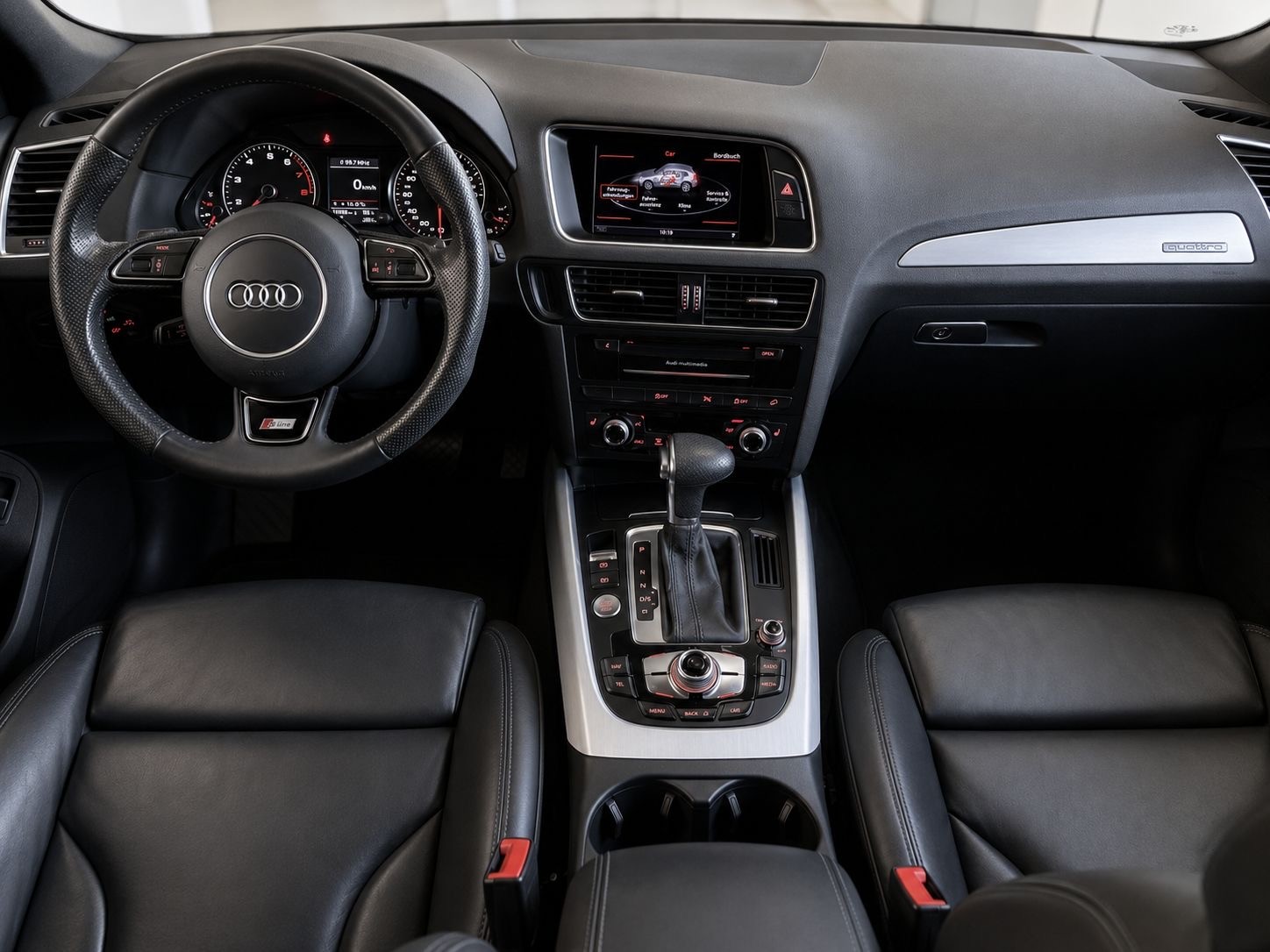 AUDI Q5 3.0 TFSI quattro tiptronic-image-12