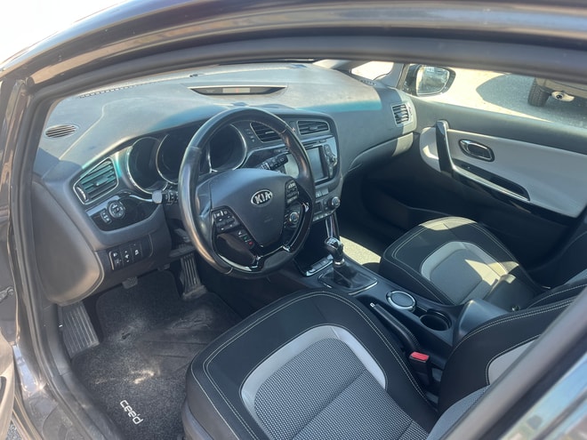 KIA Cee'd 1.4 CRDi Swiss Eco Edition-image-7